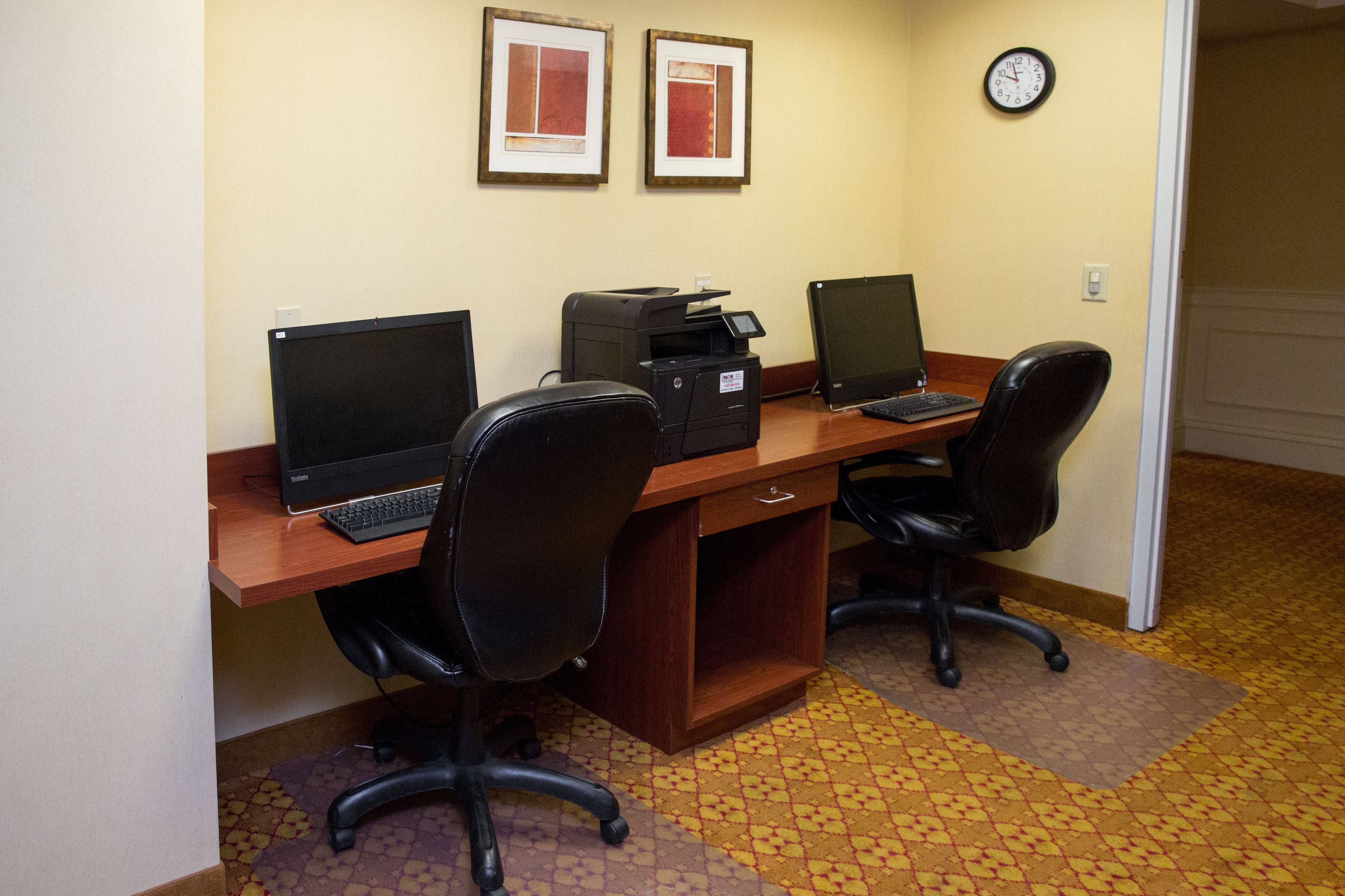 Hampton Inn & Suites Hampton Inn & Suites