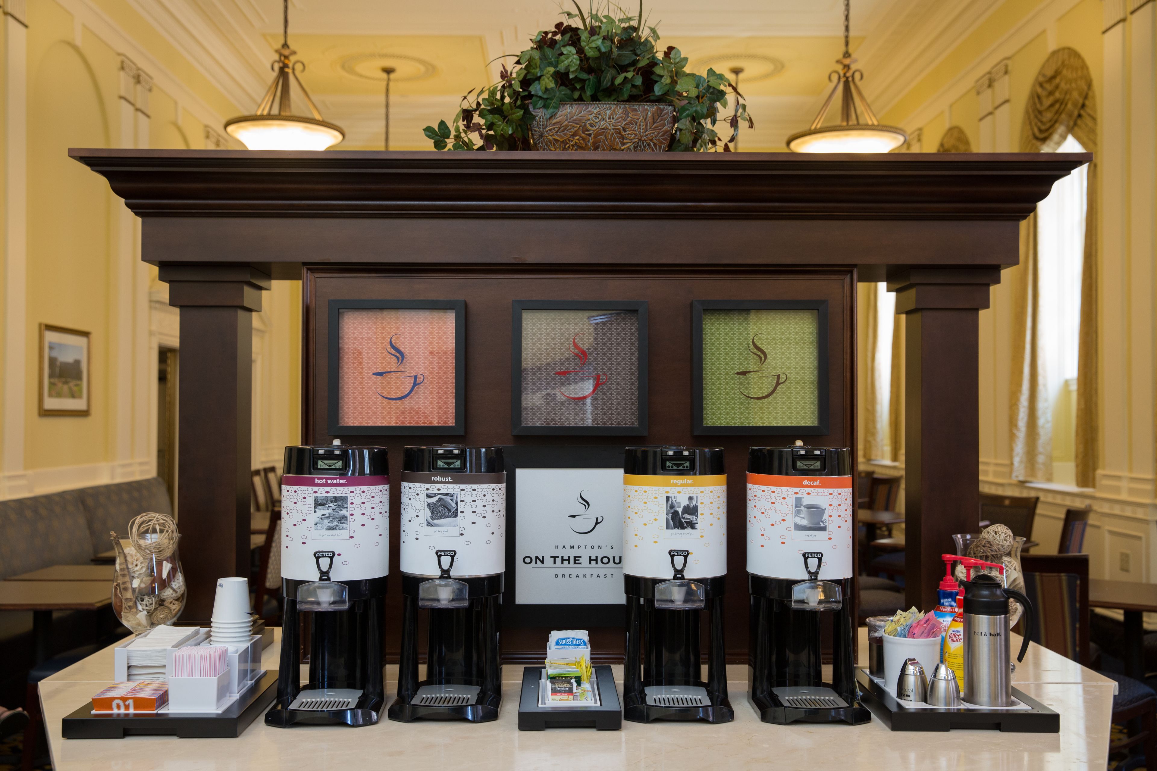 Hampton Inn & Suites Hampton Inn & Suites