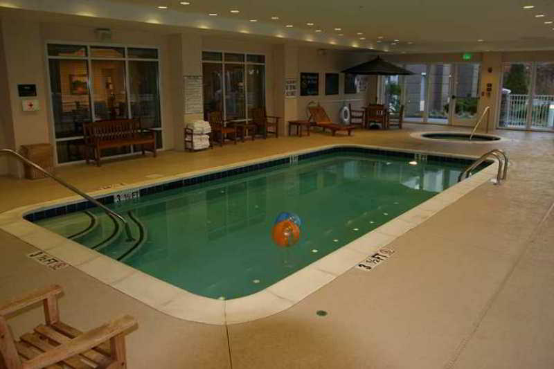 Hampton Inn & Suites Clinton Hampton Inn & Suites Clinton
