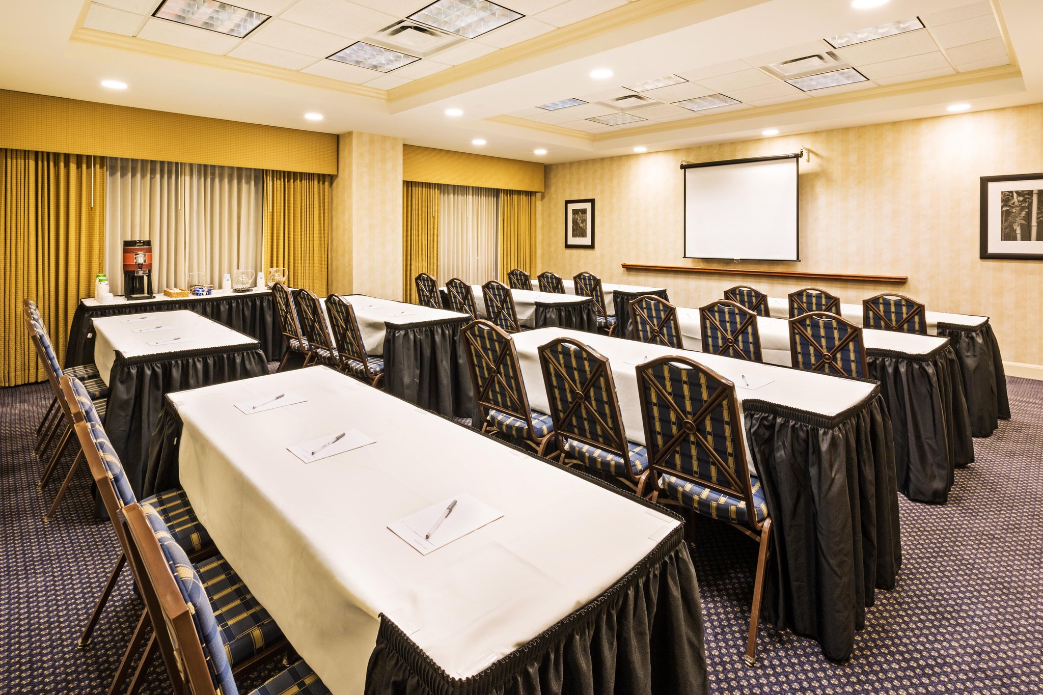 Hampton Inn & Suites Clinton Hampton Inn & Suites Clinton