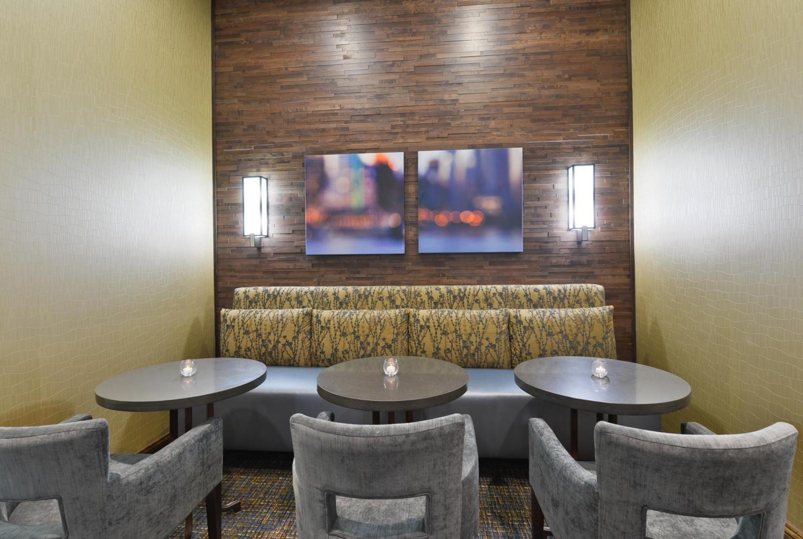 Hampton Inn & Suites Columbia/Southeast-Ft. Jackson