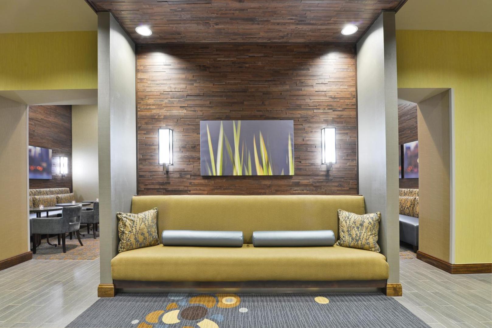 Hampton Inn & Suites Columbia/Southeast-Ft. Jackson