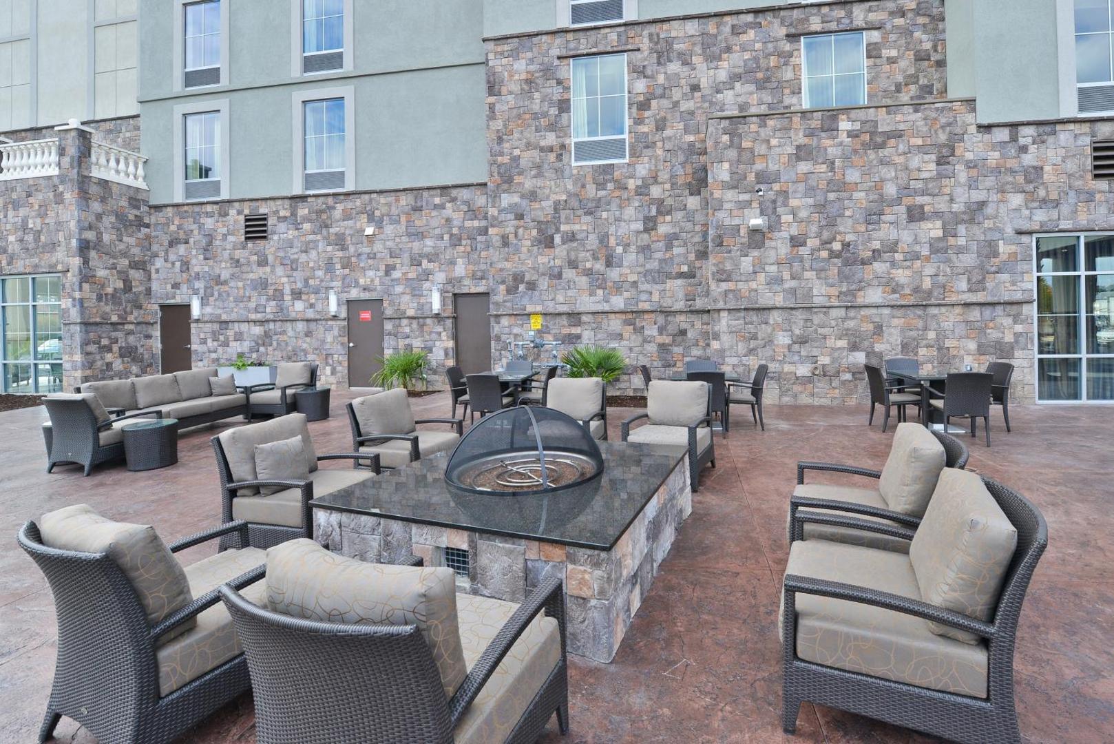 Hampton Inn & Suites Columbia/Southeast-Ft. Jackson