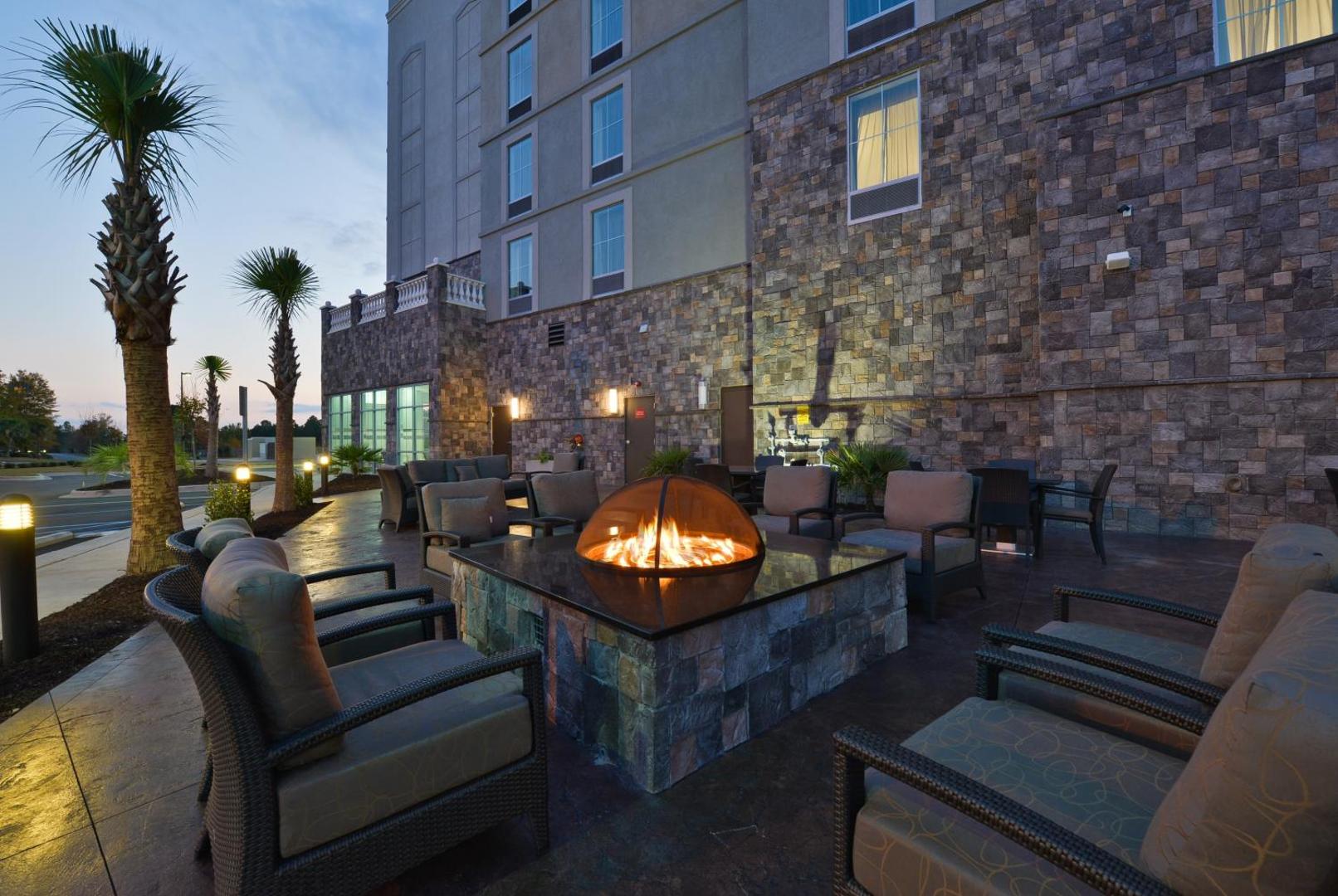 Hampton Inn & Suites Columbia/Southeast-Ft. Jackson