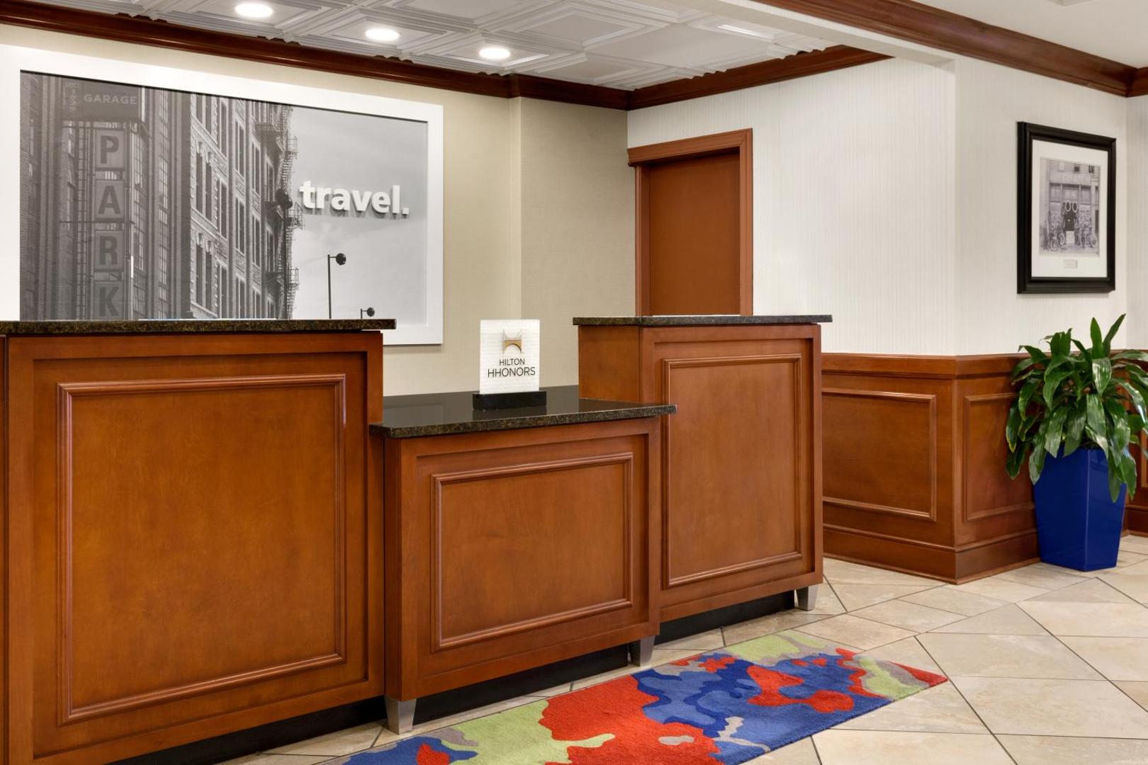 Hampton Inn Columbia - Downtown Historic District Hampton Inn Columbia - Downtown Historic District