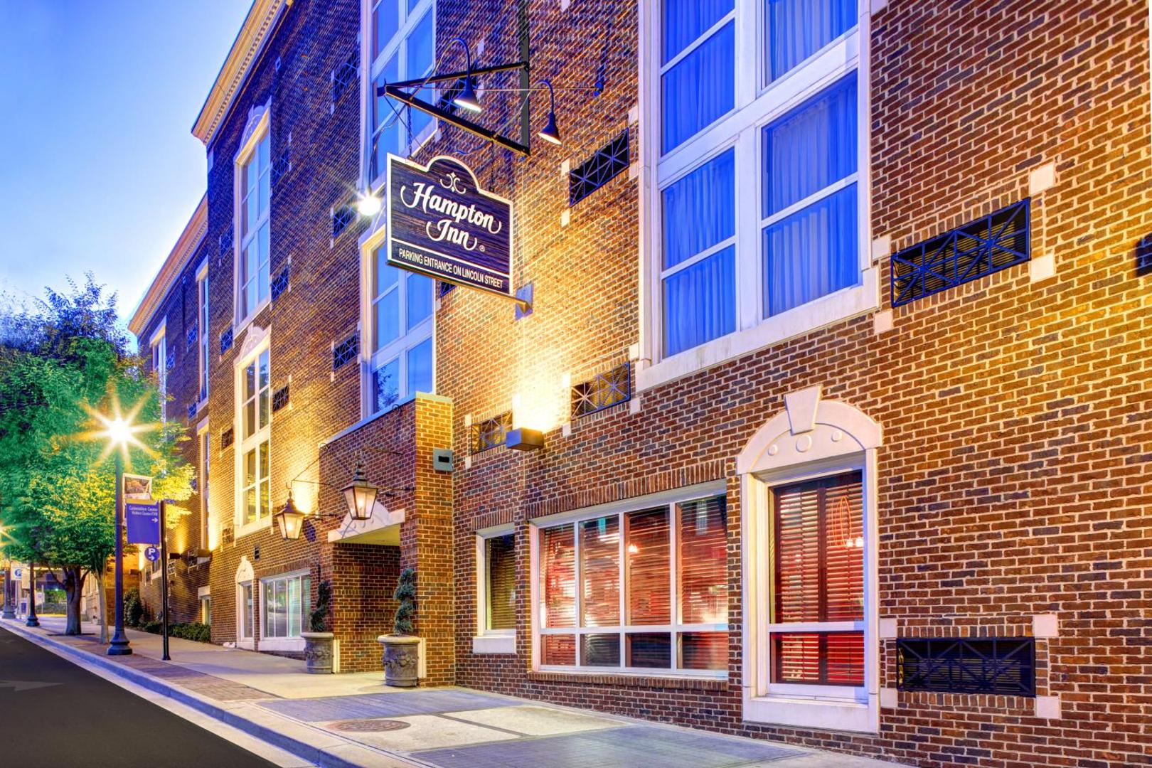 Hampton Inn Columbia - Downtown Historic District Hampton Inn Columbia - Downtown Historic District