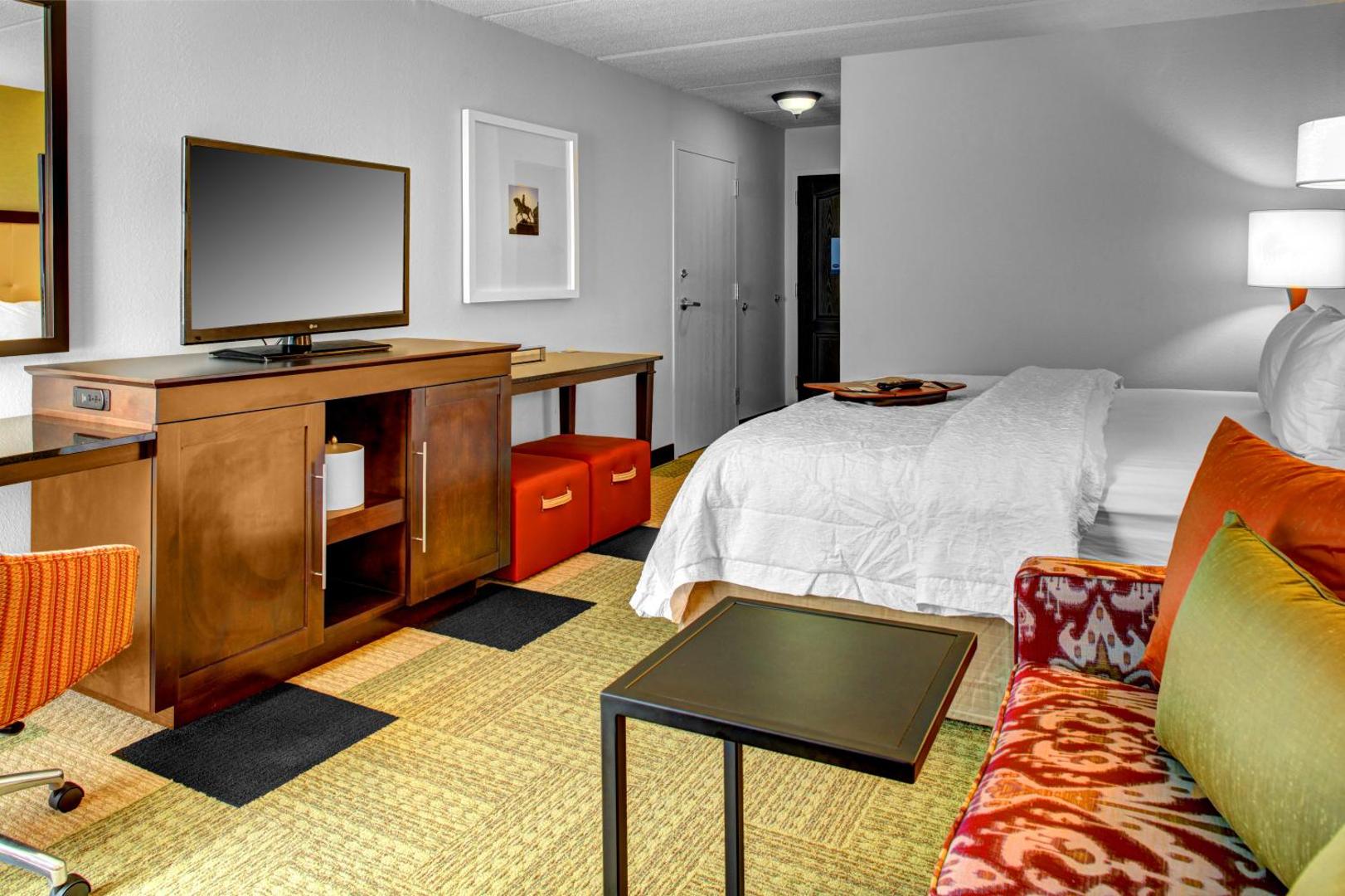Hampton Inn Columbia - Downtown Historic District Hampton Inn Columbia - Downtown Historic District