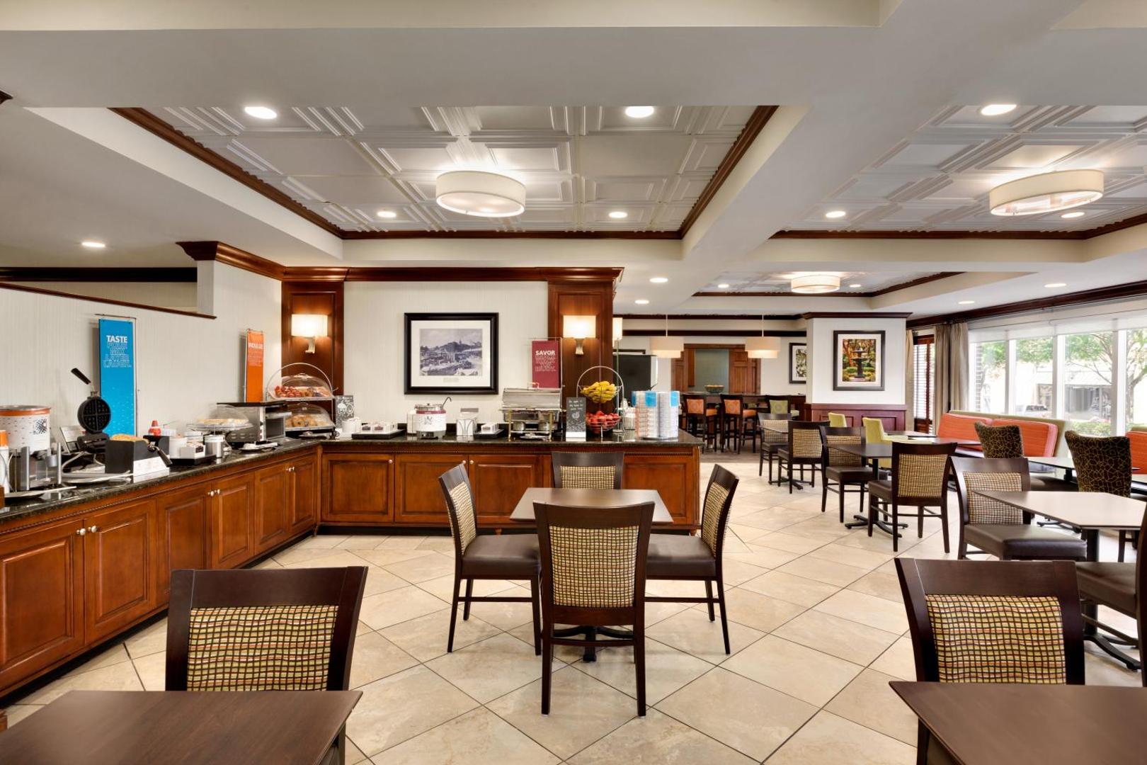 Hampton Inn Columbia - Downtown Historic District Hampton Inn Columbia - Downtown Historic District