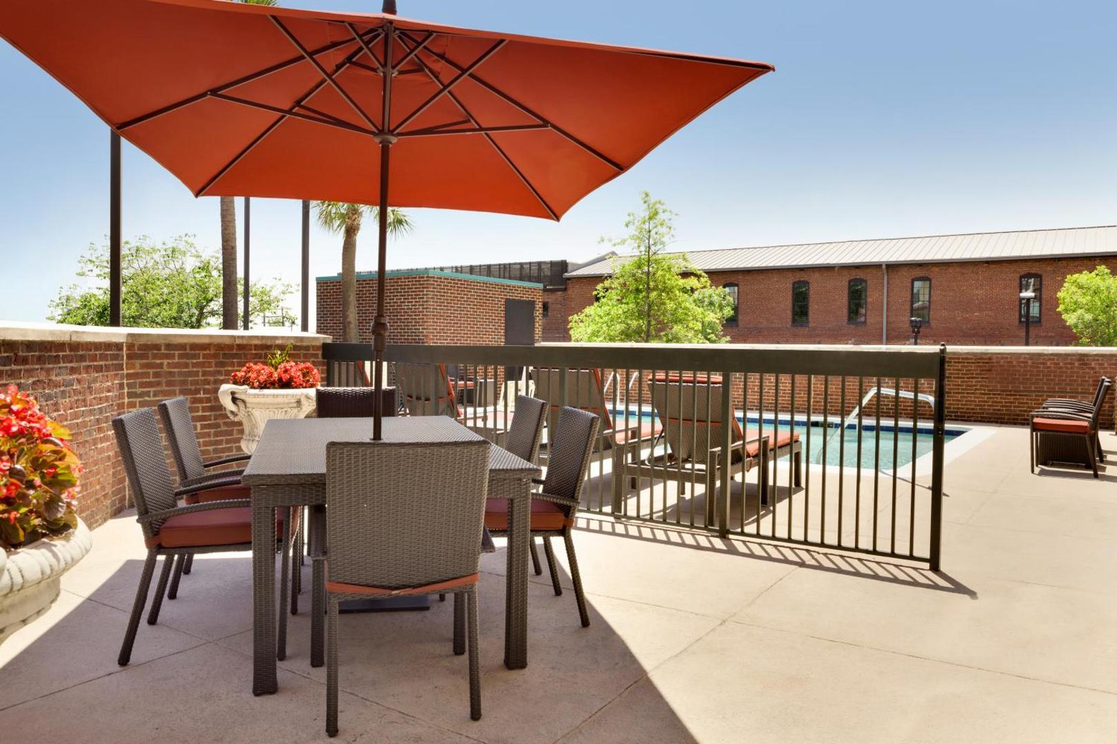 Hampton Inn Columbia - Downtown Historic District Hampton Inn Columbia - Downtown Historic District