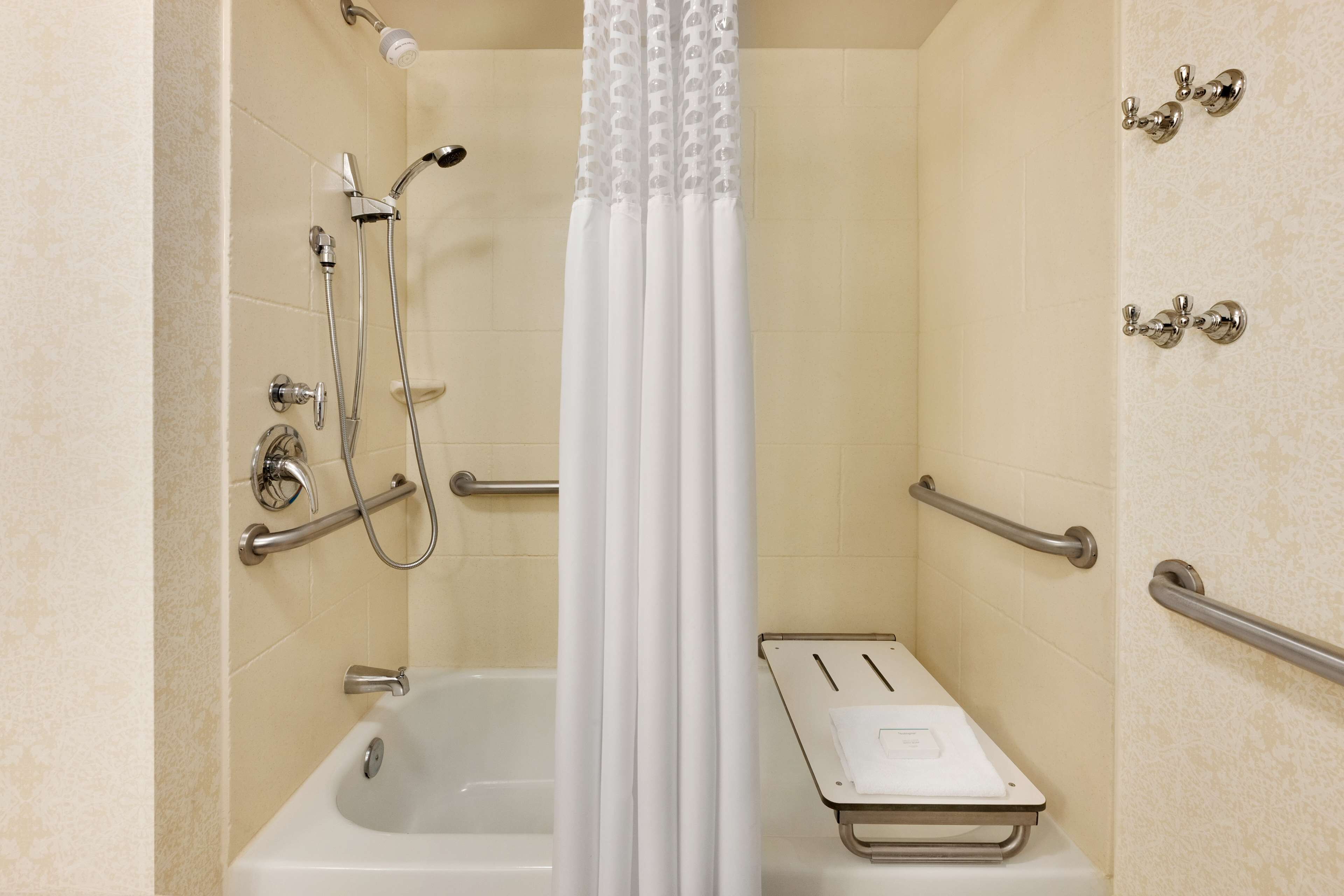 Hampton Inn Columbia - Downtown Historic District Hampton Inn Columbia - Downtown Historic District
