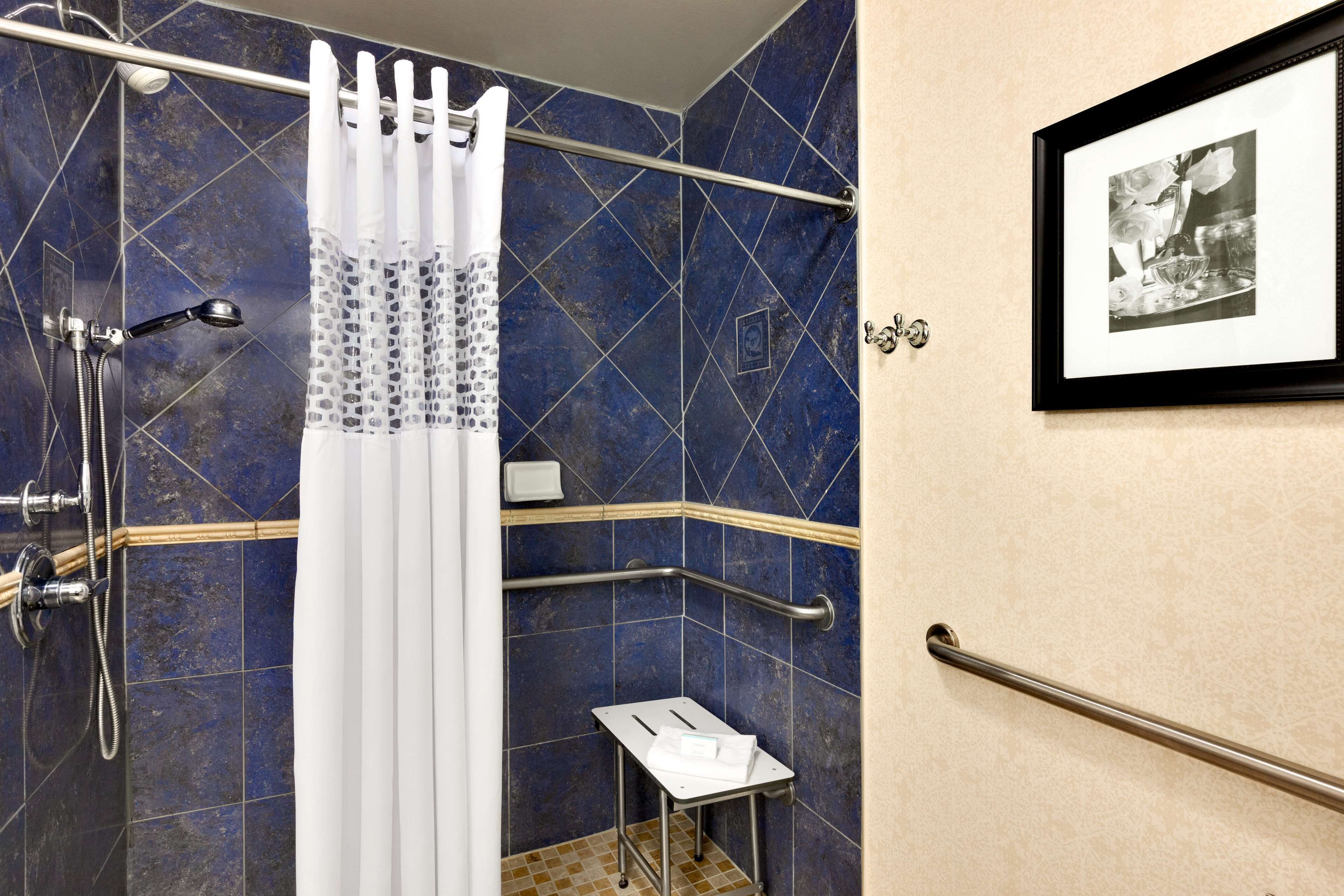 Hampton Inn Columbia - Downtown Historic District Hampton Inn Columbia - Downtown Historic District