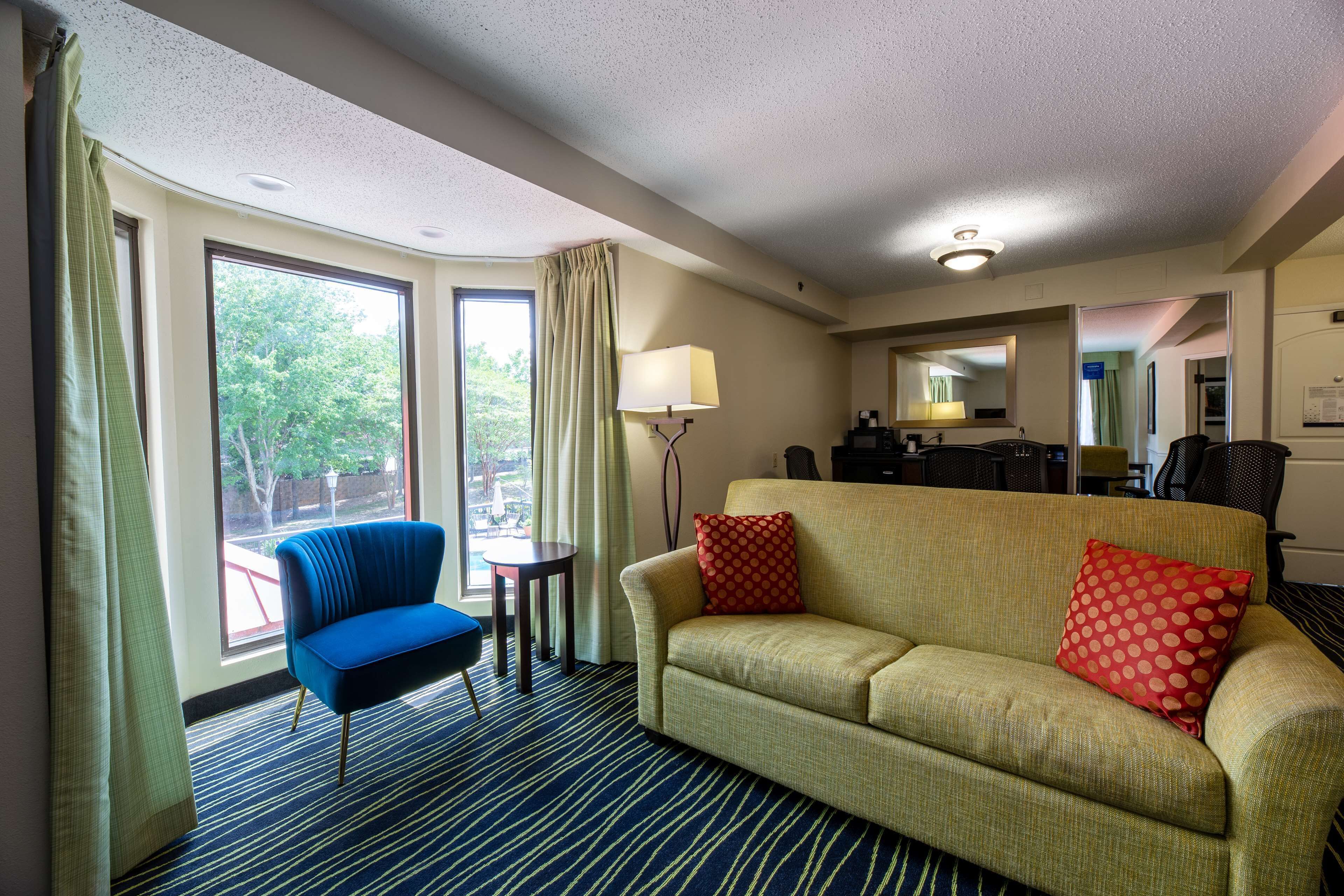 Hampton Inn Columbia I 26 Harbison Blvd Hampton Inn Columbia I 26 Harbison Blvd