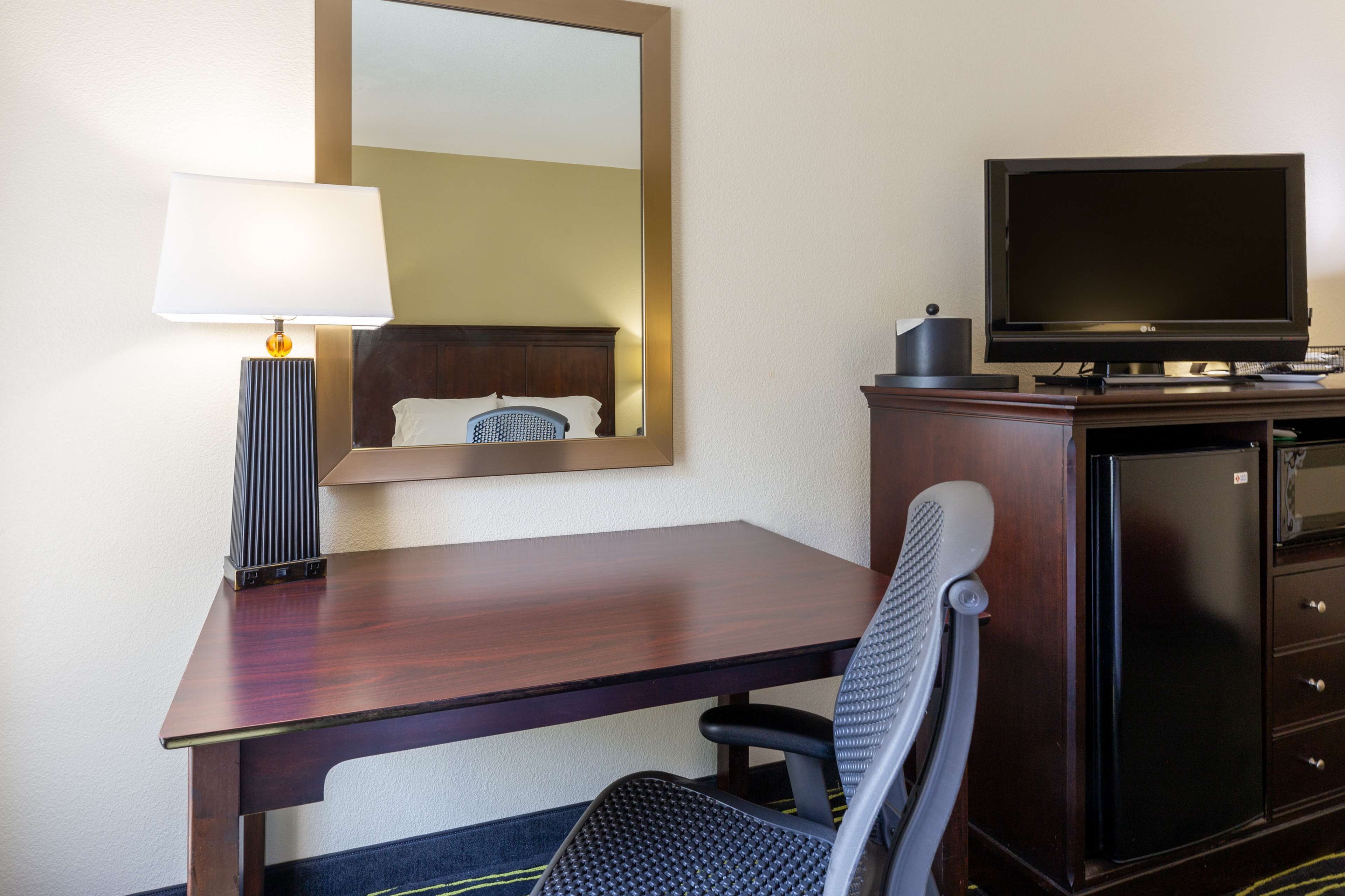 Hampton Inn Columbia I 26 Harbison Blvd Hampton Inn Columbia I 26 Harbison Blvd