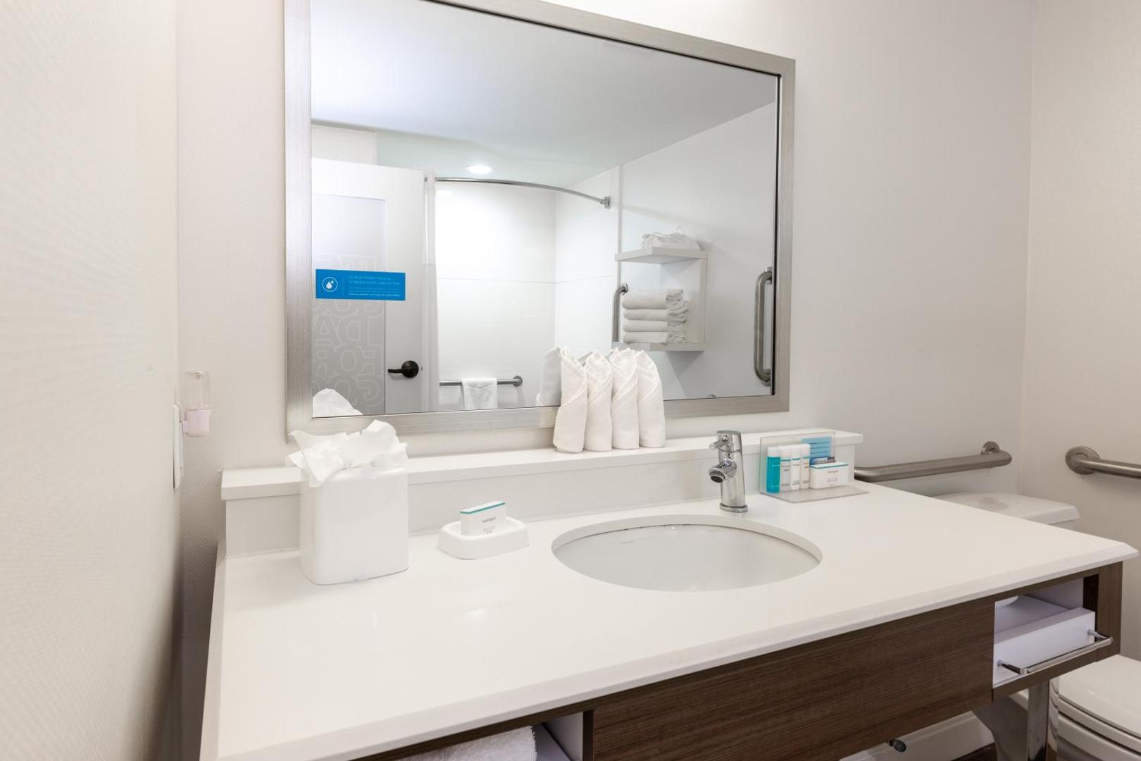 Hampton Inn Columbia I 26 Harbison Blvd Hampton Inn Columbia I 26 Harbison Blvd