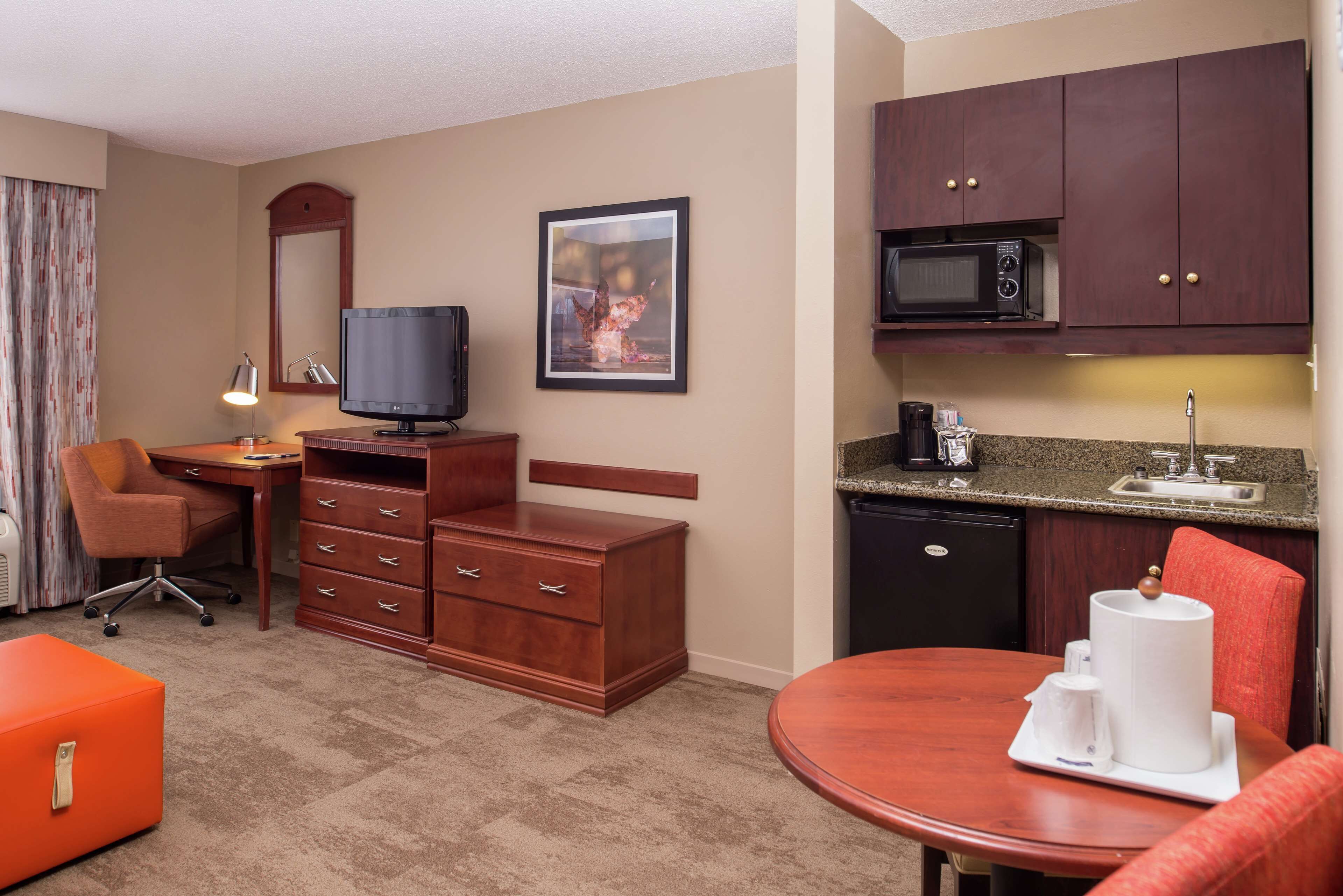Hampton Inn Columbia Northeast - Fort Jackson Area Hampton Inn Columbia Northeast - Fort Jackson Area