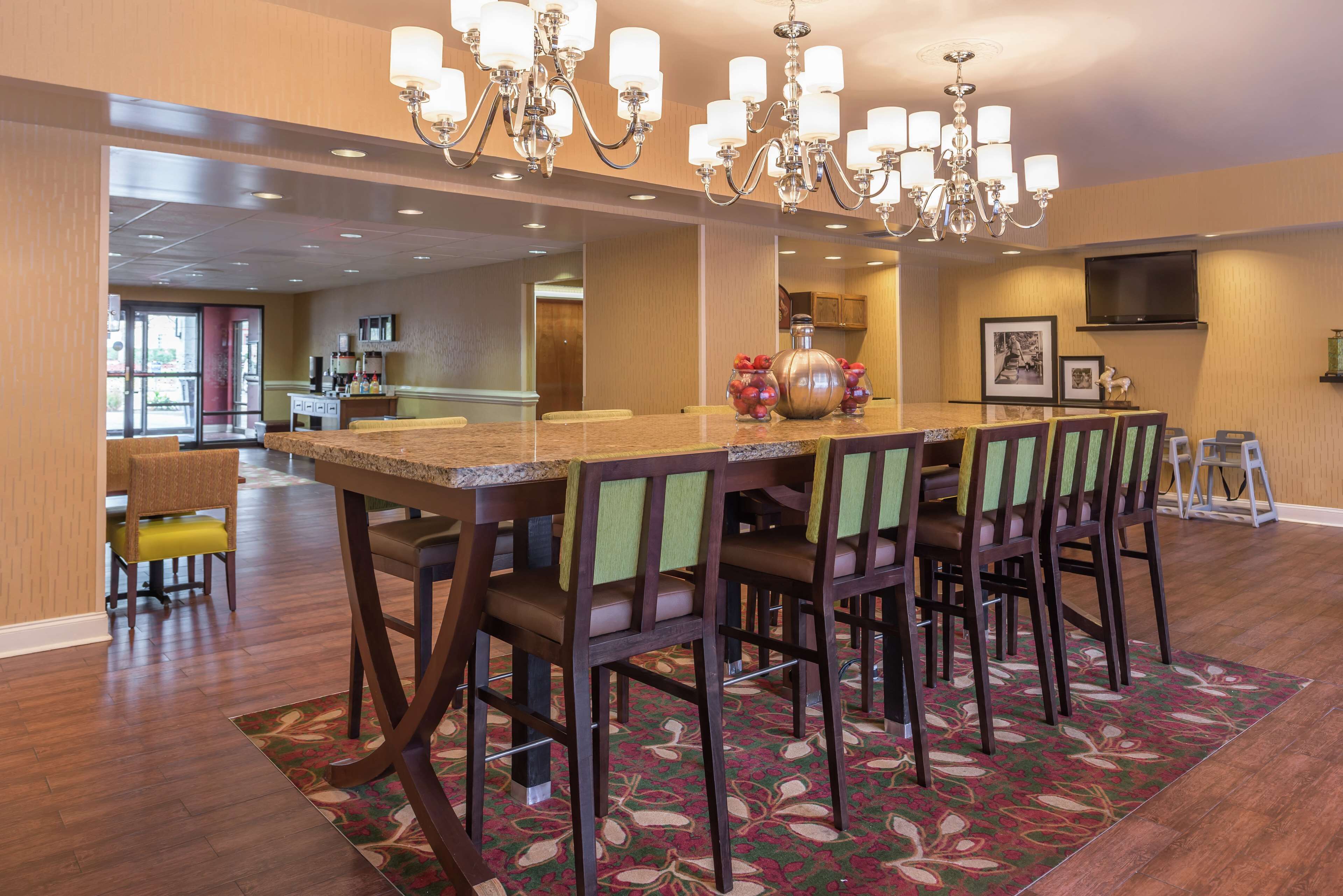 Hampton Inn Columbia Northeast - Fort Jackson Area Hampton Inn Columbia Northeast - Fort Jackson Area
