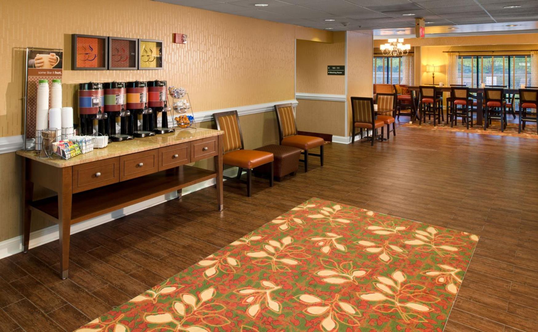 Hampton Inn Columbia Northeast - Fort Jackson Area Hampton Inn Columbia Northeast - Fort Jackson Area