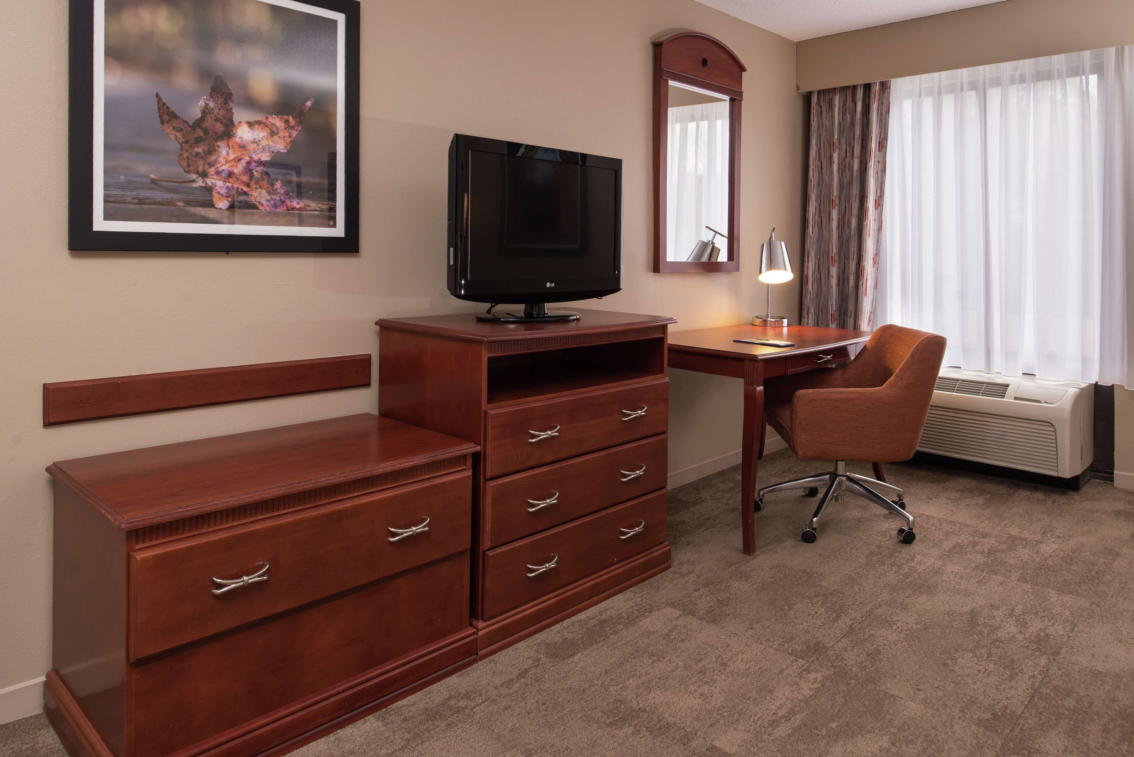 Hampton Inn Columbia Northeast - Fort Jackson Area Hampton Inn Columbia Northeast - Fort Jackson Area