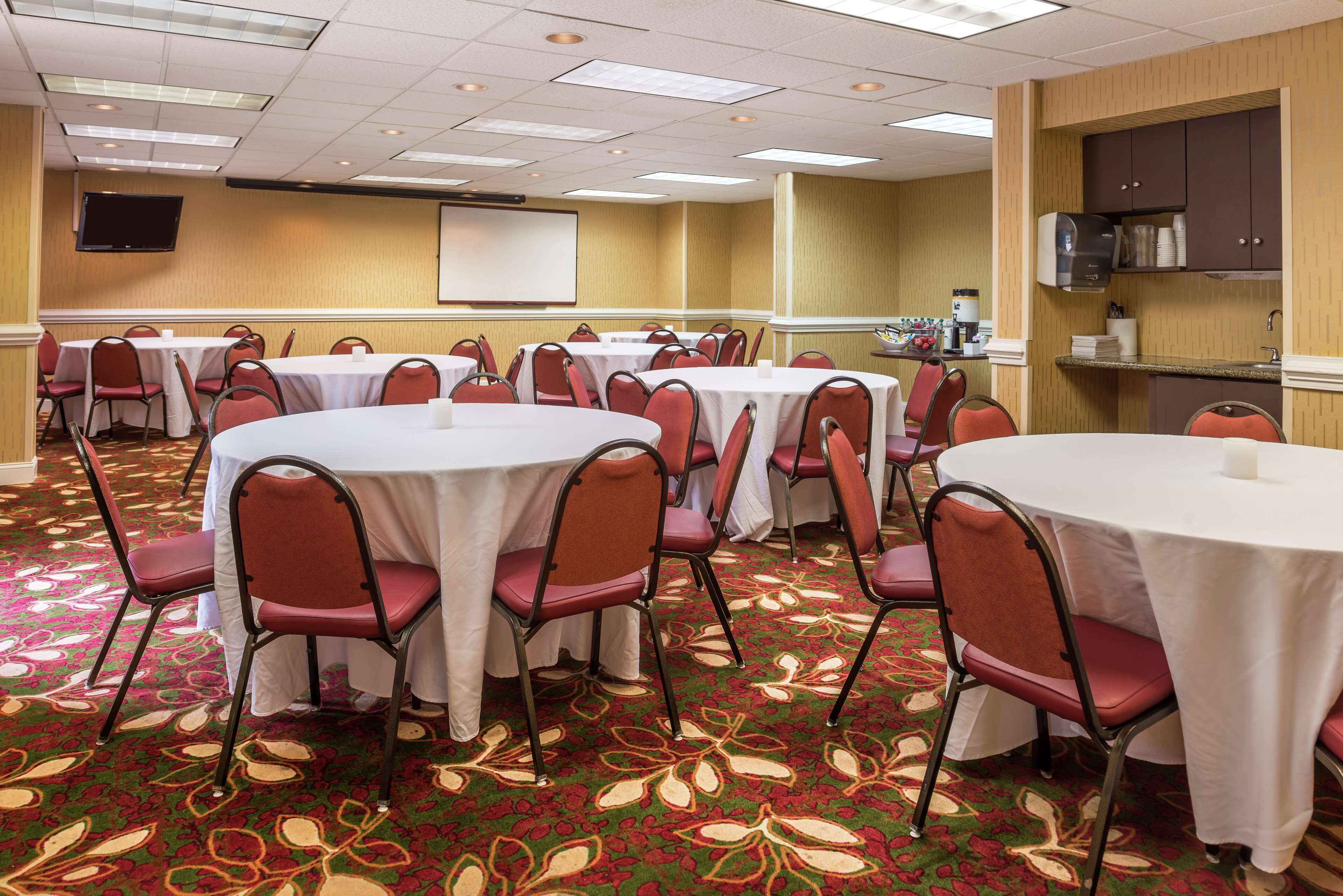 Hampton Inn Columbia Northeast - Fort Jackson Area Hampton Inn Columbia Northeast - Fort Jackson Area