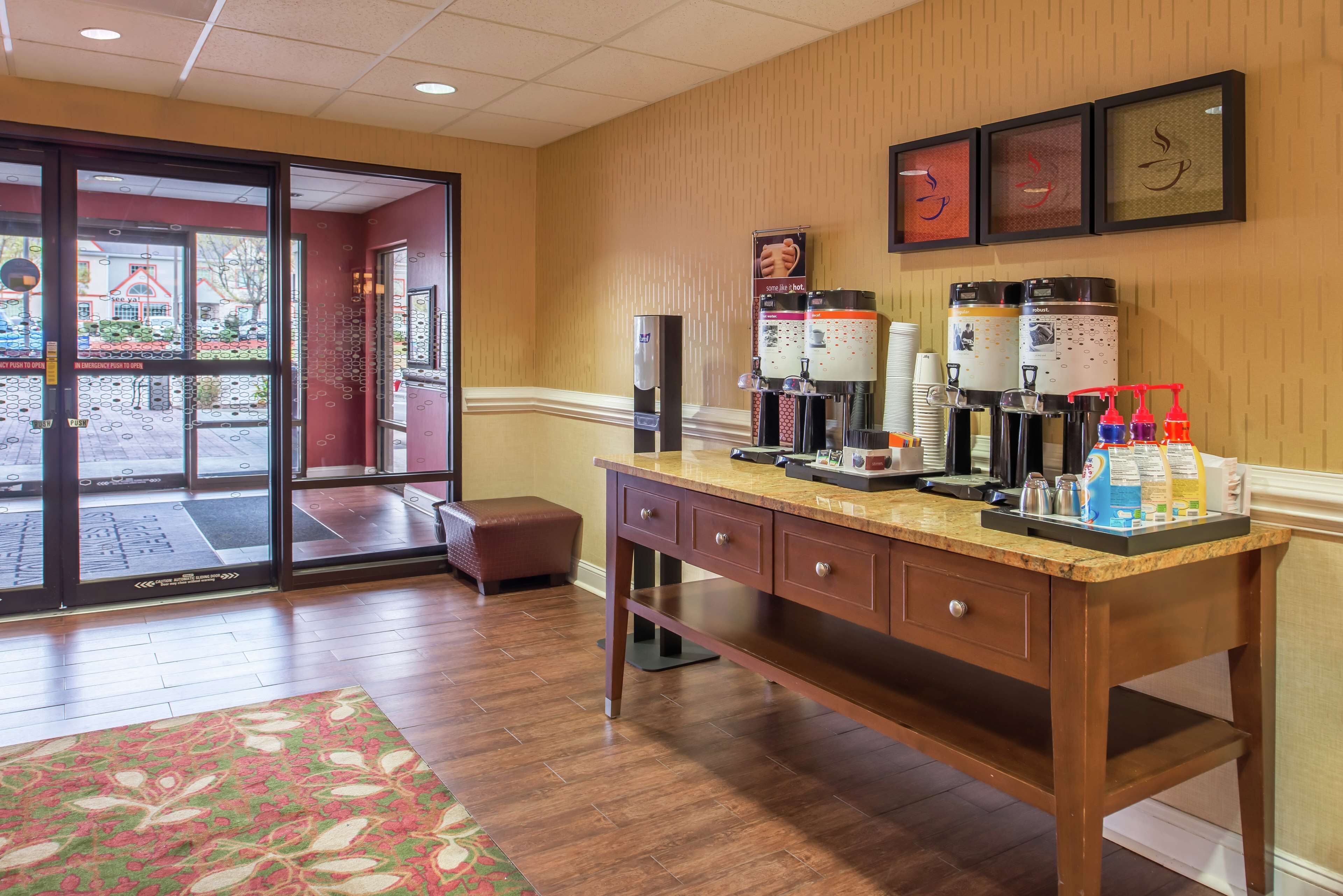 Hampton Inn Columbia Northeast - Fort Jackson Area Hampton Inn Columbia Northeast - Fort Jackson Area