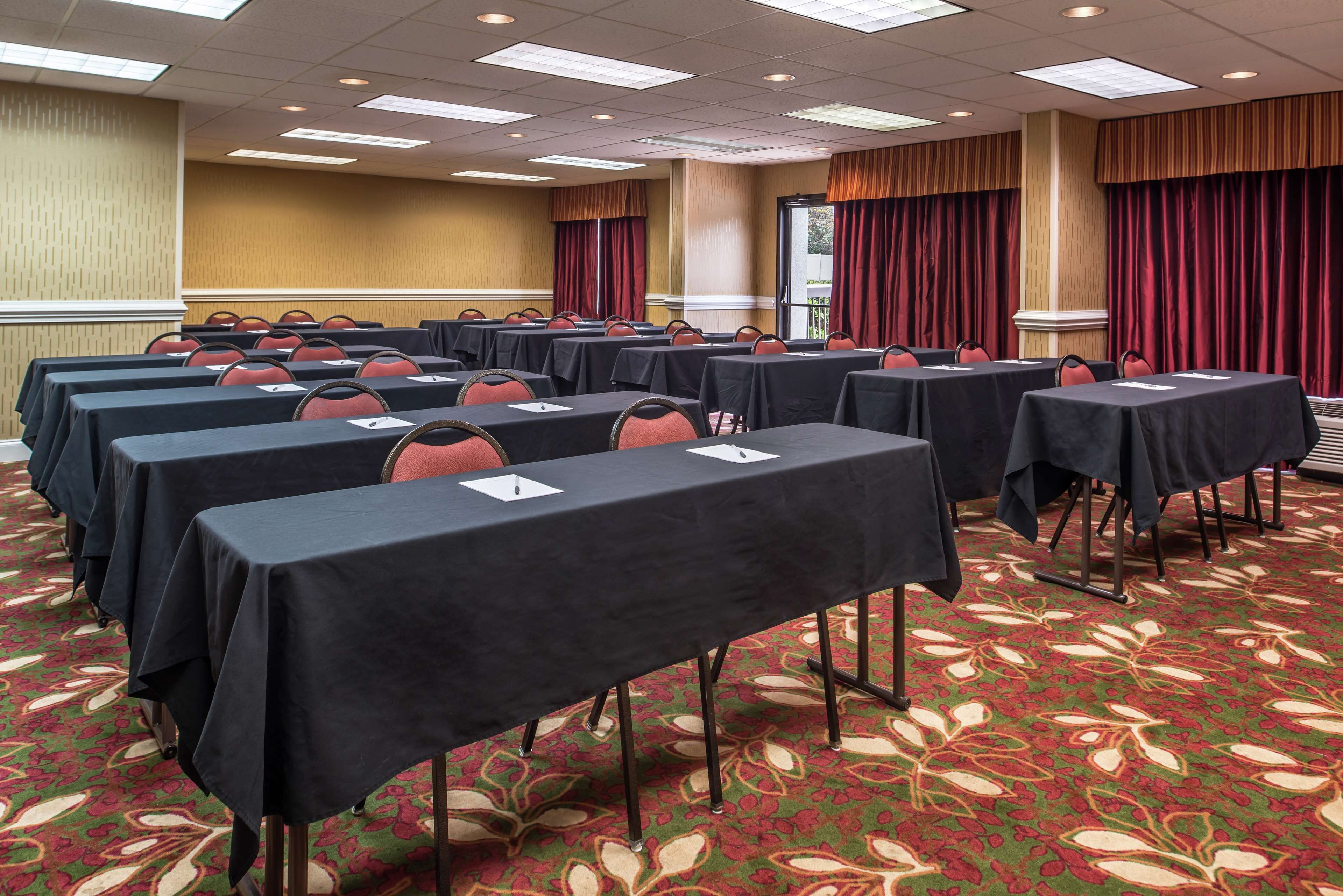 Hampton Inn Columbia Northeast - Fort Jackson Area Hampton Inn Columbia Northeast - Fort Jackson Area