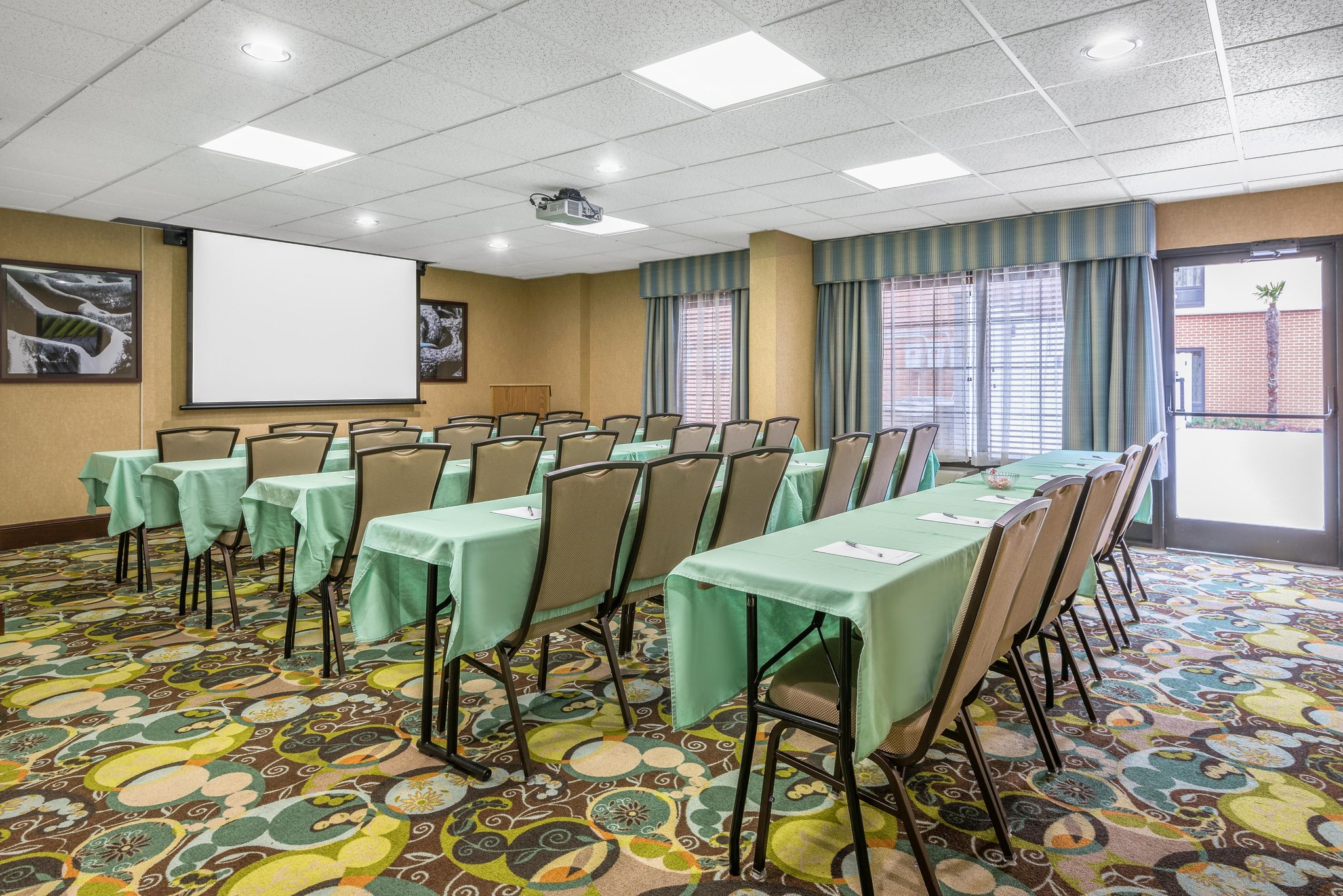 Hampton Inn & Suites Florence Civic Center Hampton Inn & Suites Florence Civic Center