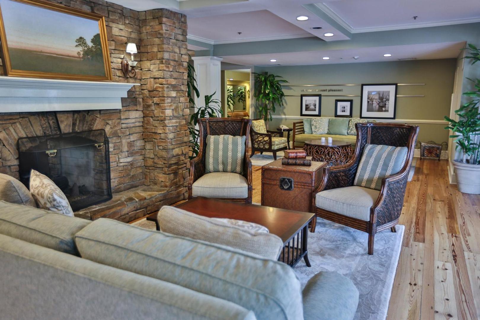 Hampton Inn & Suites Charleston/Mt.Pleasant Isle Of Palms Hampton Inn & Suites Charleston/Mt.Pleasant Isle Of Palms