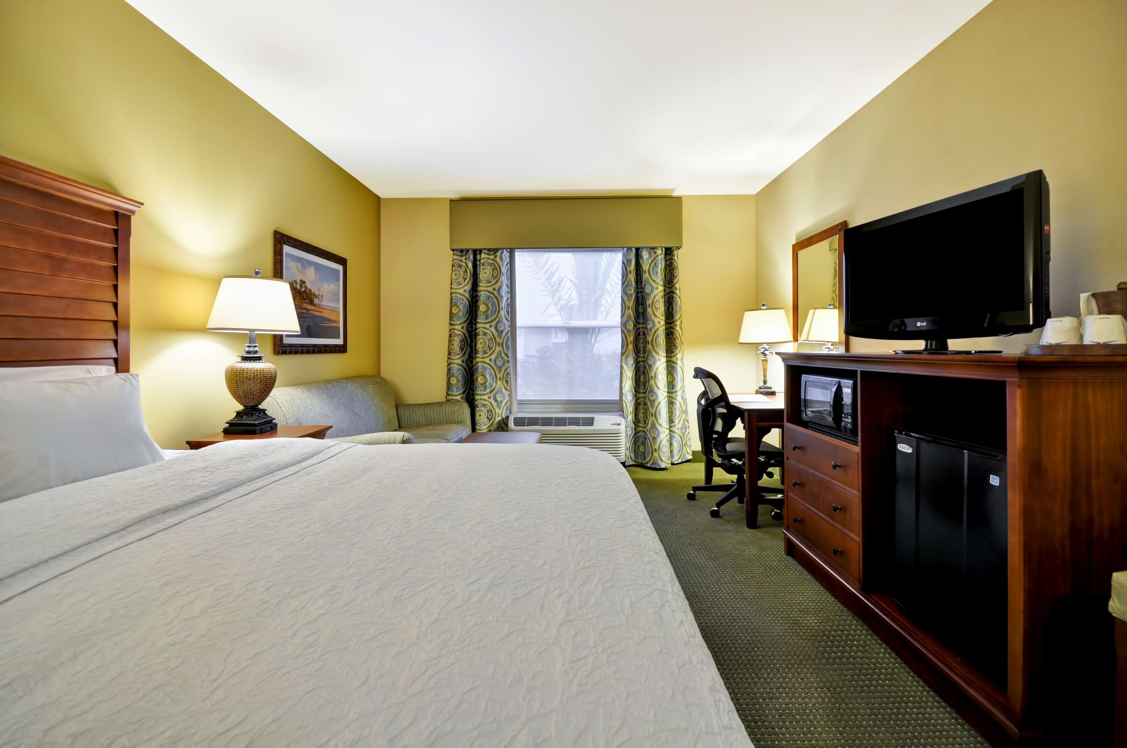 Hampton Inn & Suites Charleston/Mt.Pleasant Isle Of Palms Hampton Inn & Suites Charleston/Mt.Pleasant Isle Of Palms