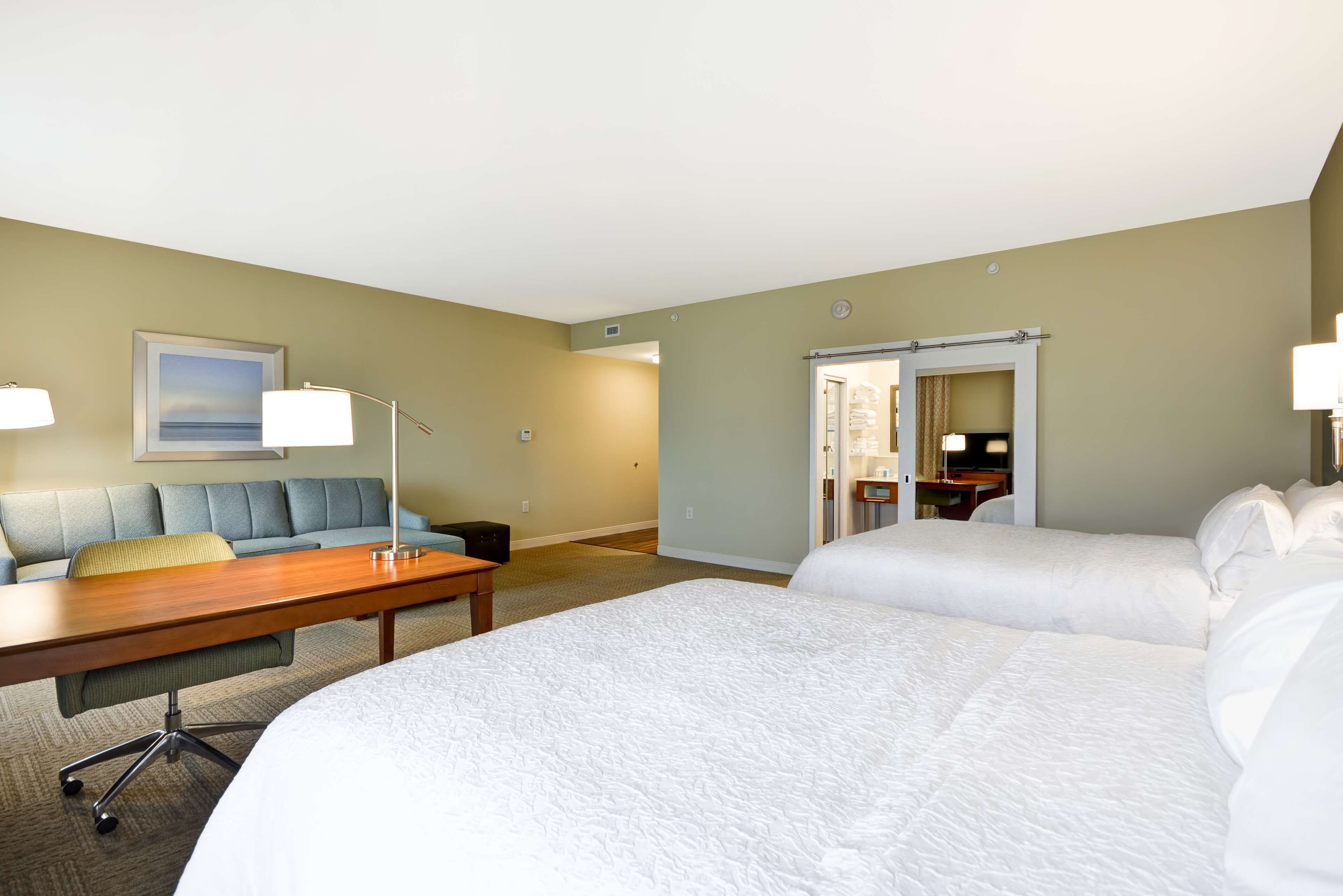 Hampton Inn & Suites Charleston Airport Hampton Inn & Suites Charleston Airport