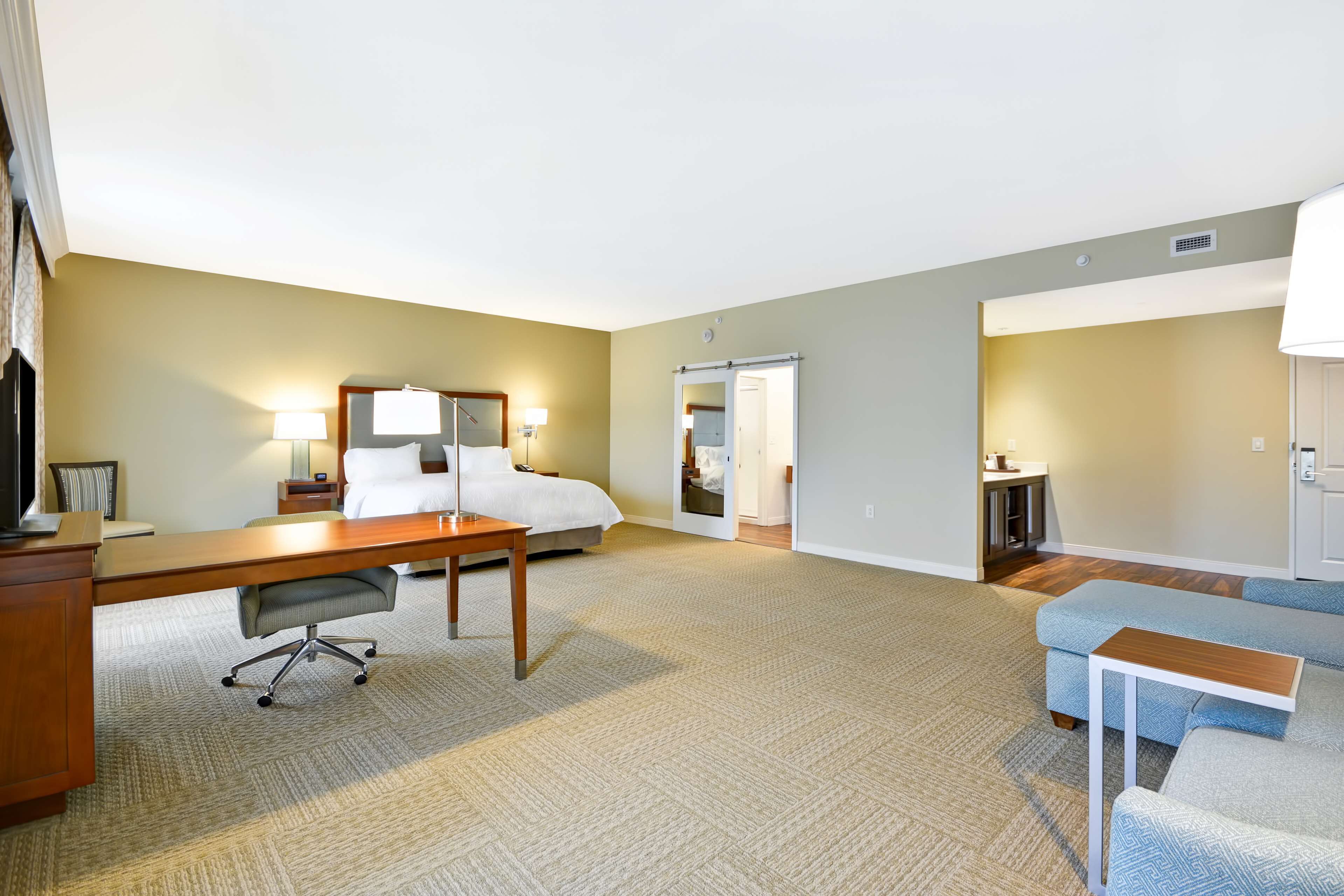 Hampton Inn & Suites Charleston Airport Hampton Inn & Suites Charleston Airport