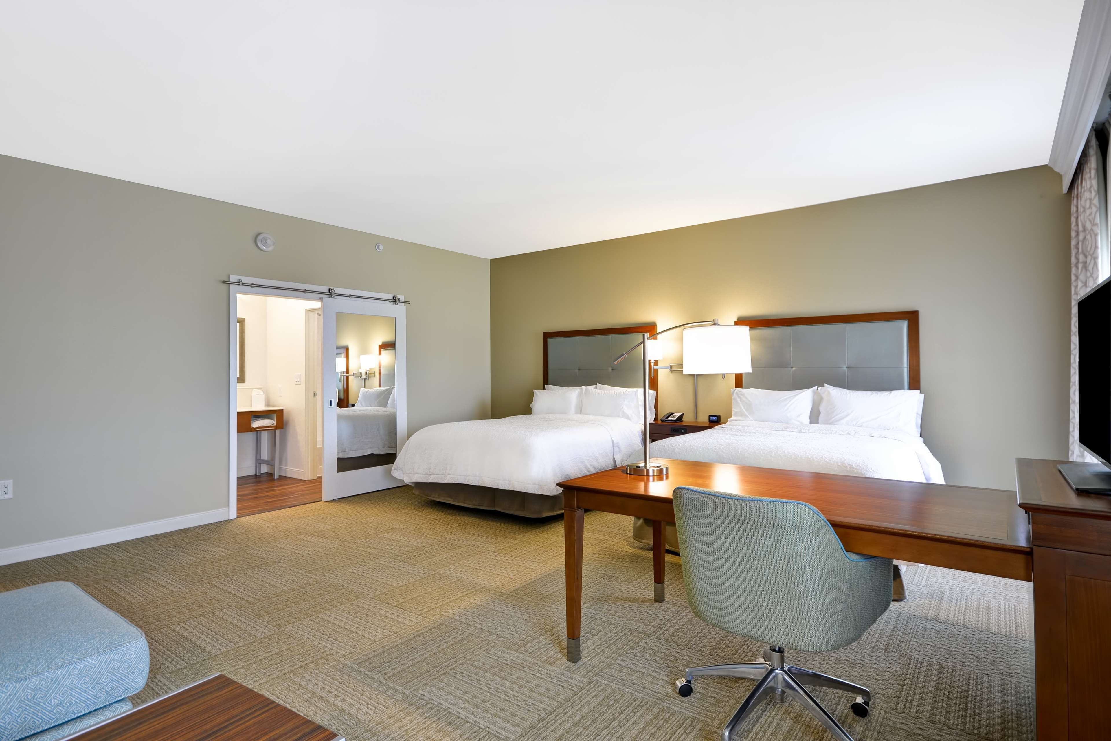 Hampton Inn & Suites Charleston Airport Hampton Inn & Suites Charleston Airport