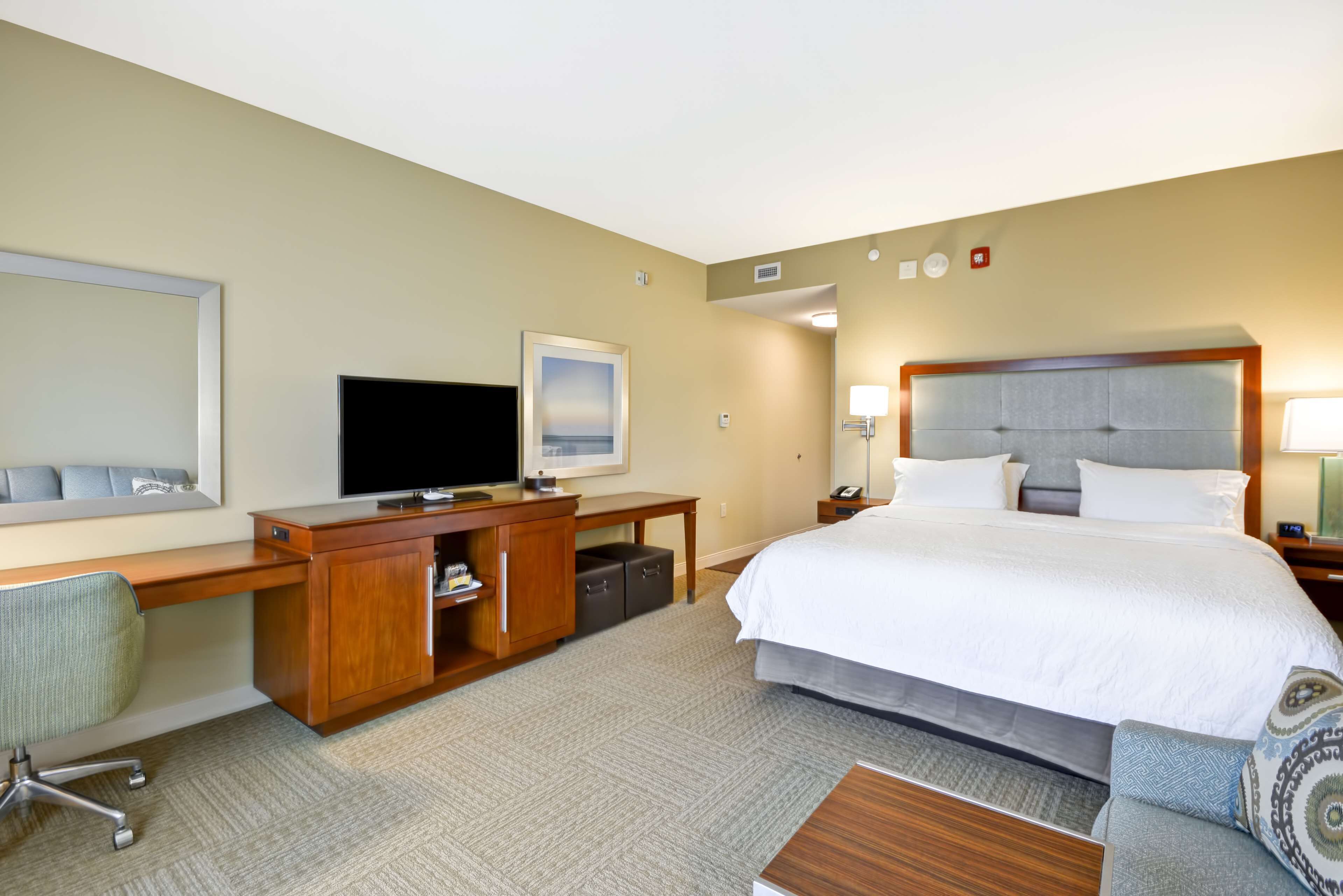 Hampton Inn & Suites Charleston Airport Hampton Inn & Suites Charleston Airport