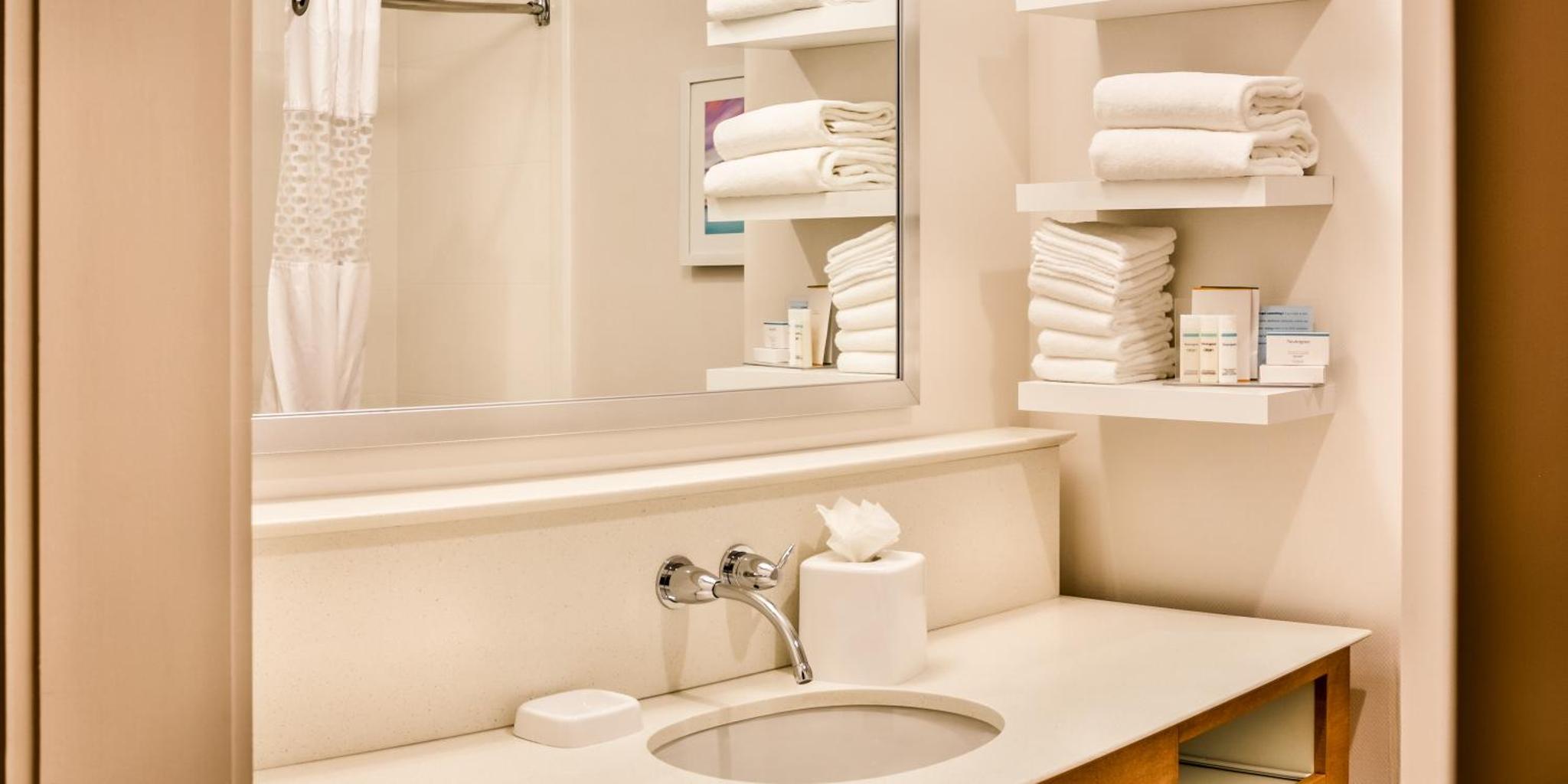 Hampton Inn & Suites Charleston Airport Hampton Inn & Suites Charleston Airport