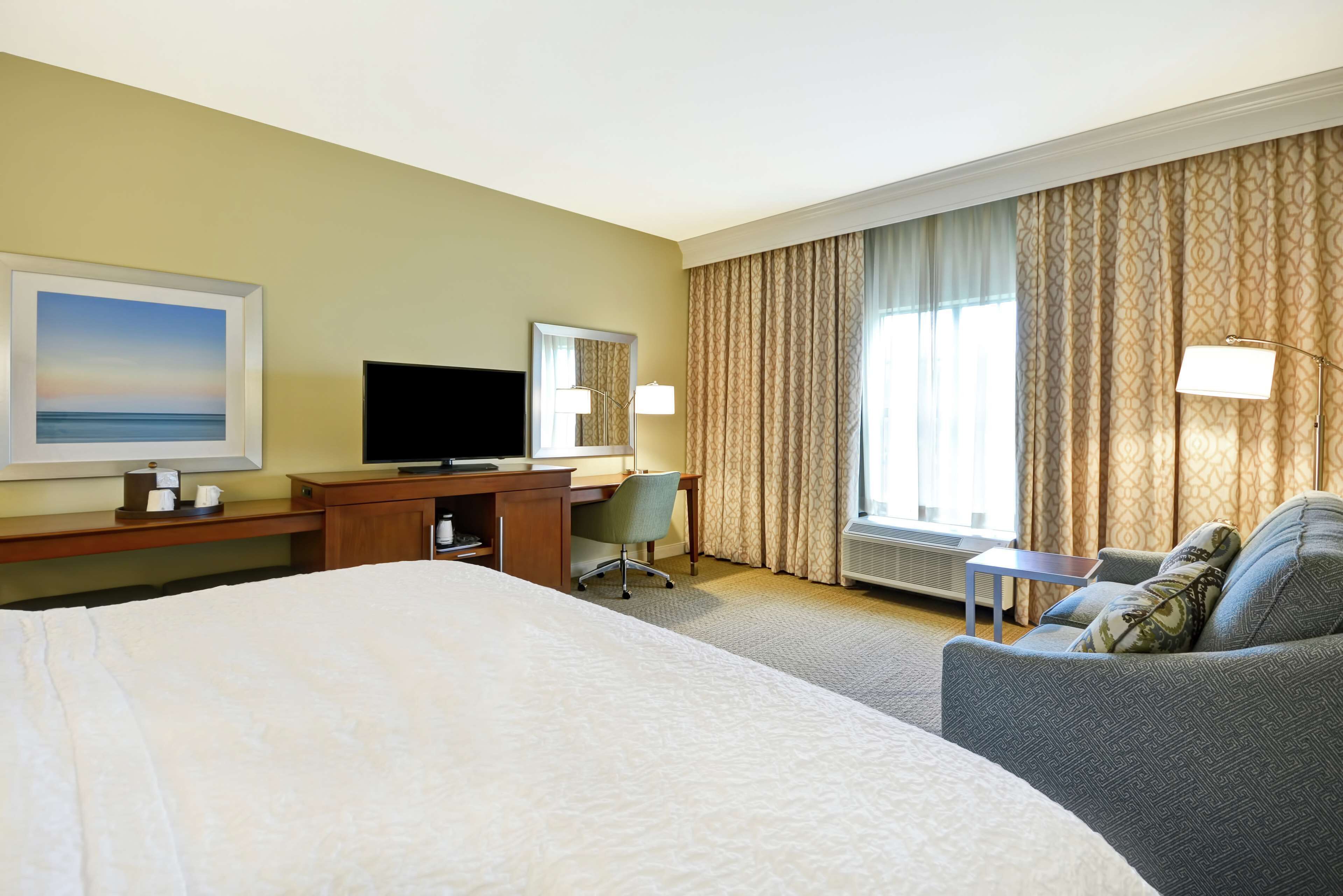 Hampton Inn & Suites Charleston Airport Hampton Inn & Suites Charleston Airport