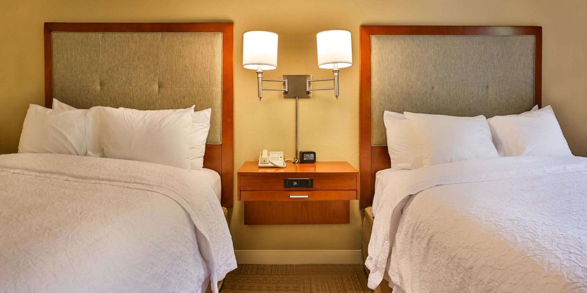 Hampton Inn & Suites Charleston Airport Hampton Inn & Suites Charleston Airport