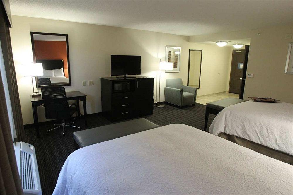 Hampton Inn & Suites Seneca-Clemson Area Hampton Inn & Suites Seneca-Clemson Area