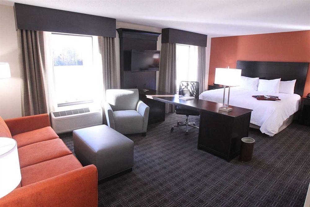 Hampton Inn & Suites Seneca-Clemson Area Hampton Inn & Suites Seneca-Clemson Area