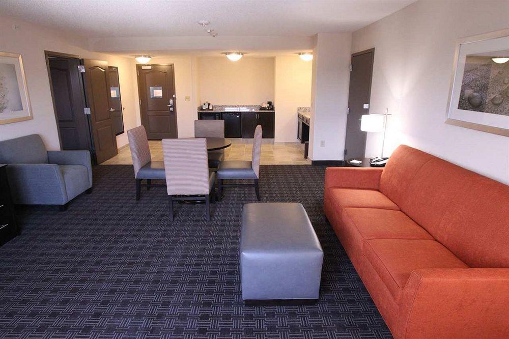 Hampton Inn & Suites Seneca-Clemson Area Hampton Inn & Suites Seneca-Clemson Area