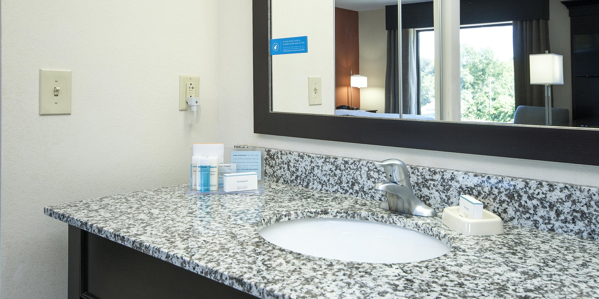 Hampton Inn & Suites Seneca-Clemson Area Hampton Inn & Suites Seneca-Clemson Area