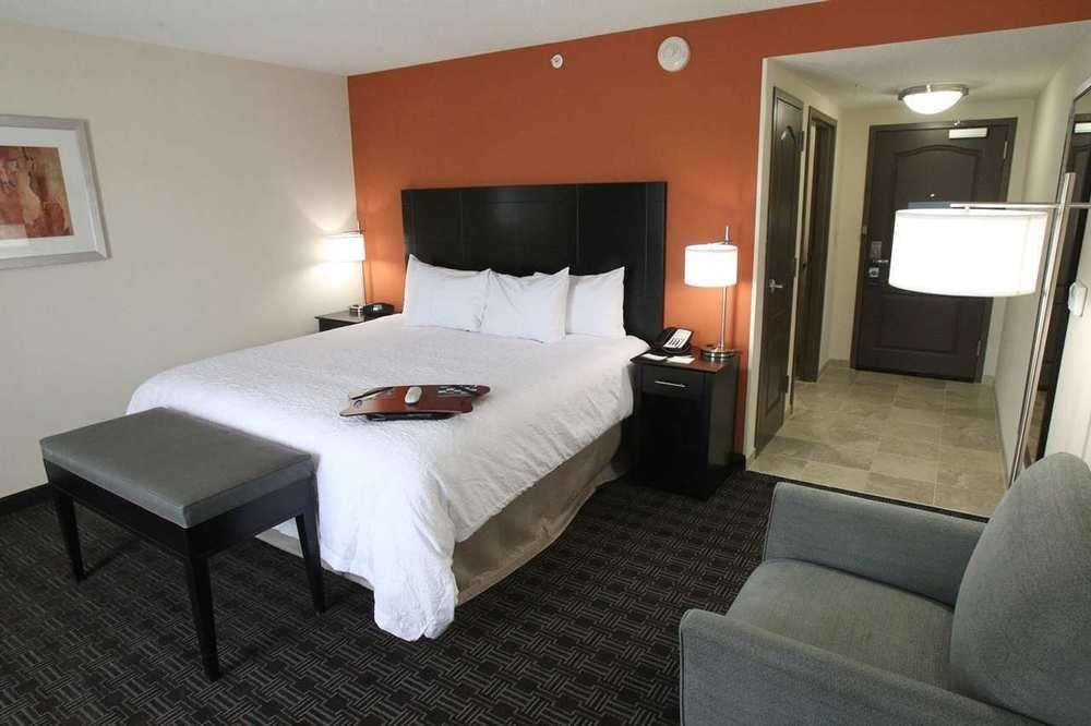 Hampton Inn & Suites Seneca-Clemson Area Hampton Inn & Suites Seneca-Clemson Area