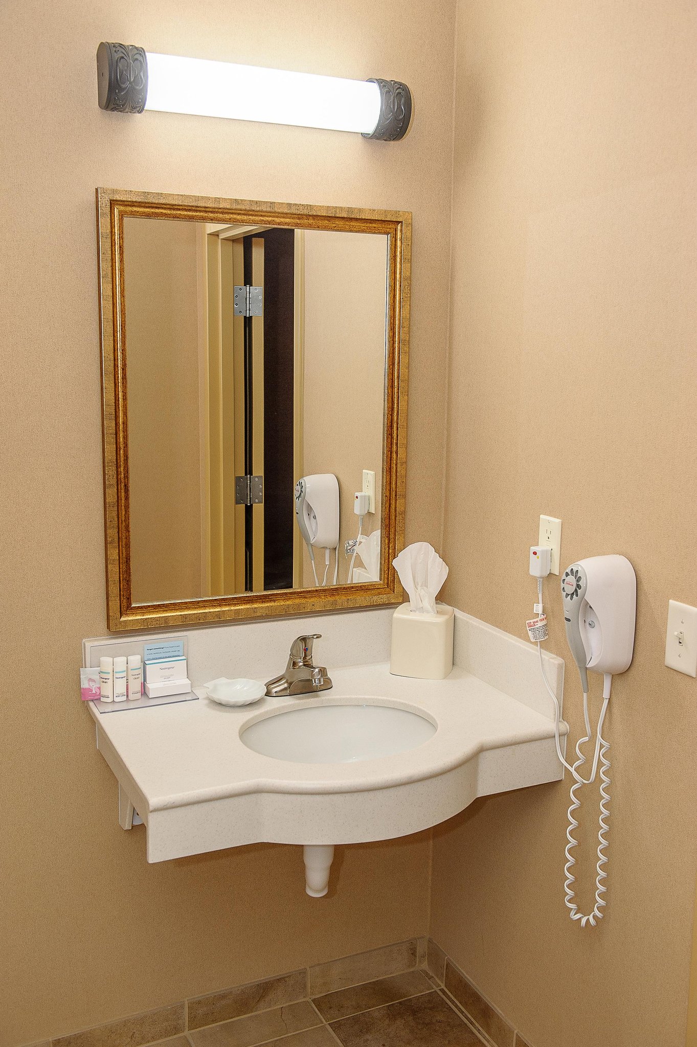 Hampton Inn Suites Brookings Hampton Inn Suites Brookings