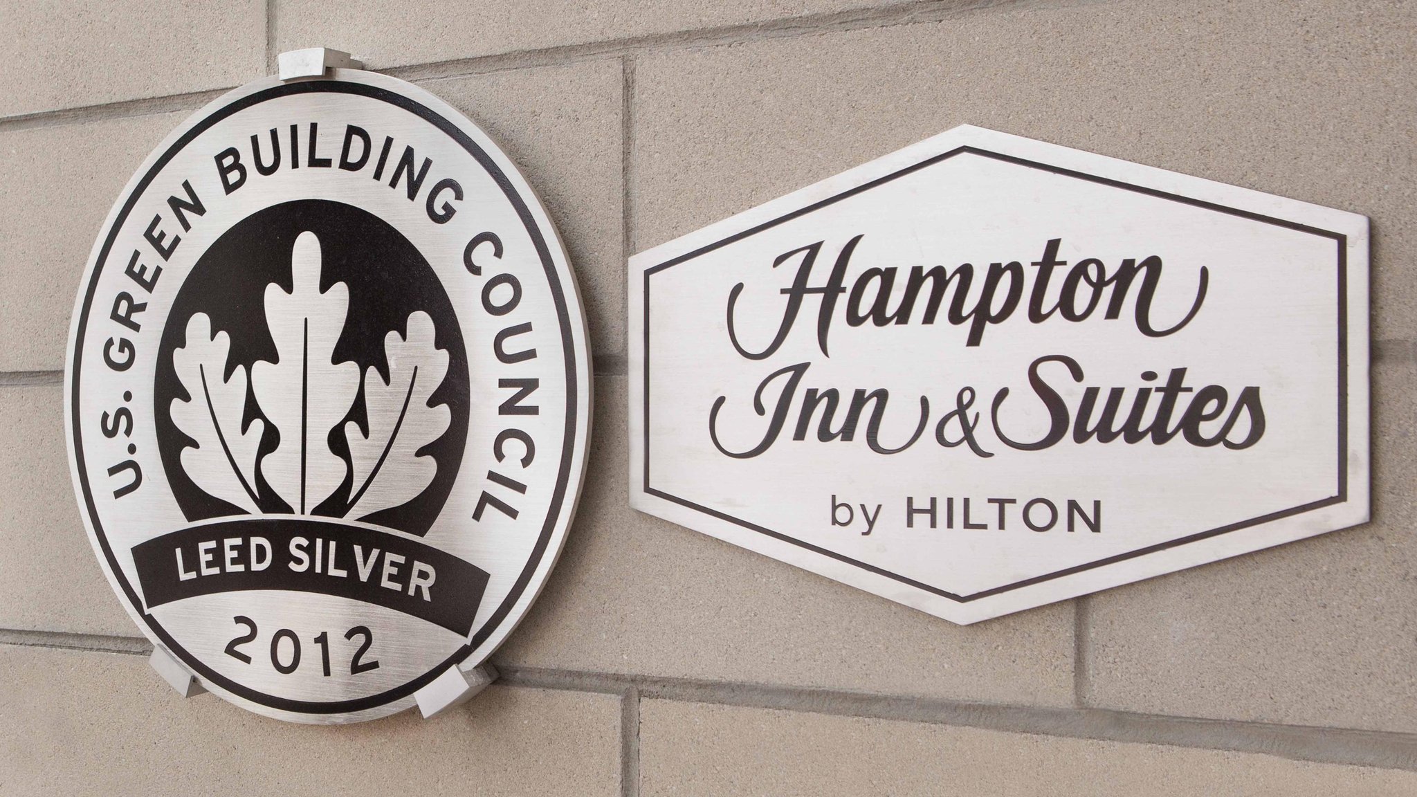 Hampton Inn & Suites Chattanooga/Downtown Hampton Inn & Suites Chattanooga/Downtown