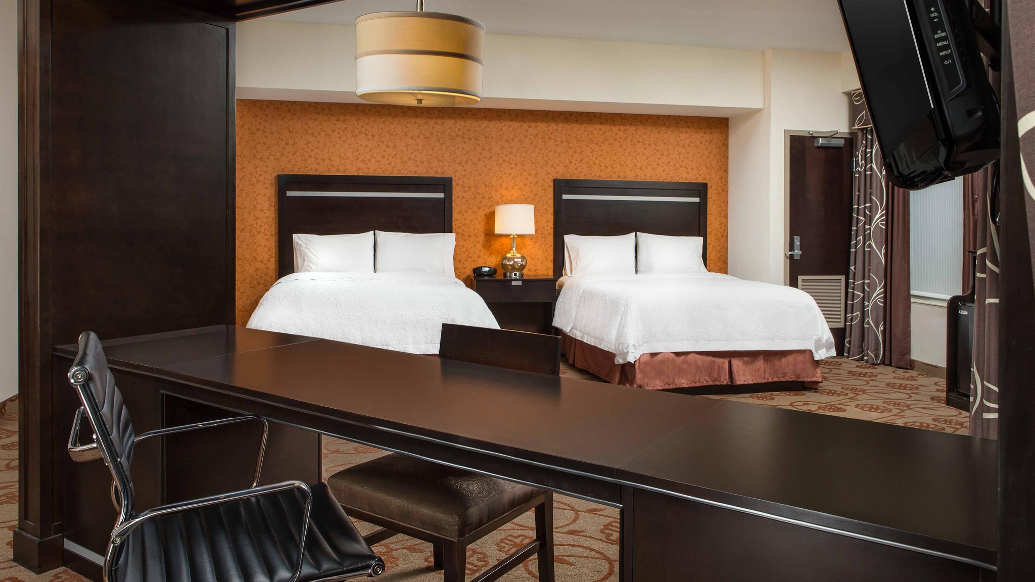 Hampton Inn & Suites Chattanooga/Downtown Hampton Inn & Suites Chattanooga/Downtown