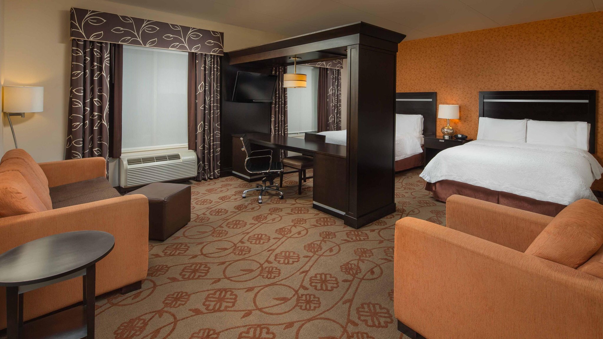 Hampton Inn & Suites Chattanooga/Downtown Hampton Inn & Suites Chattanooga/Downtown