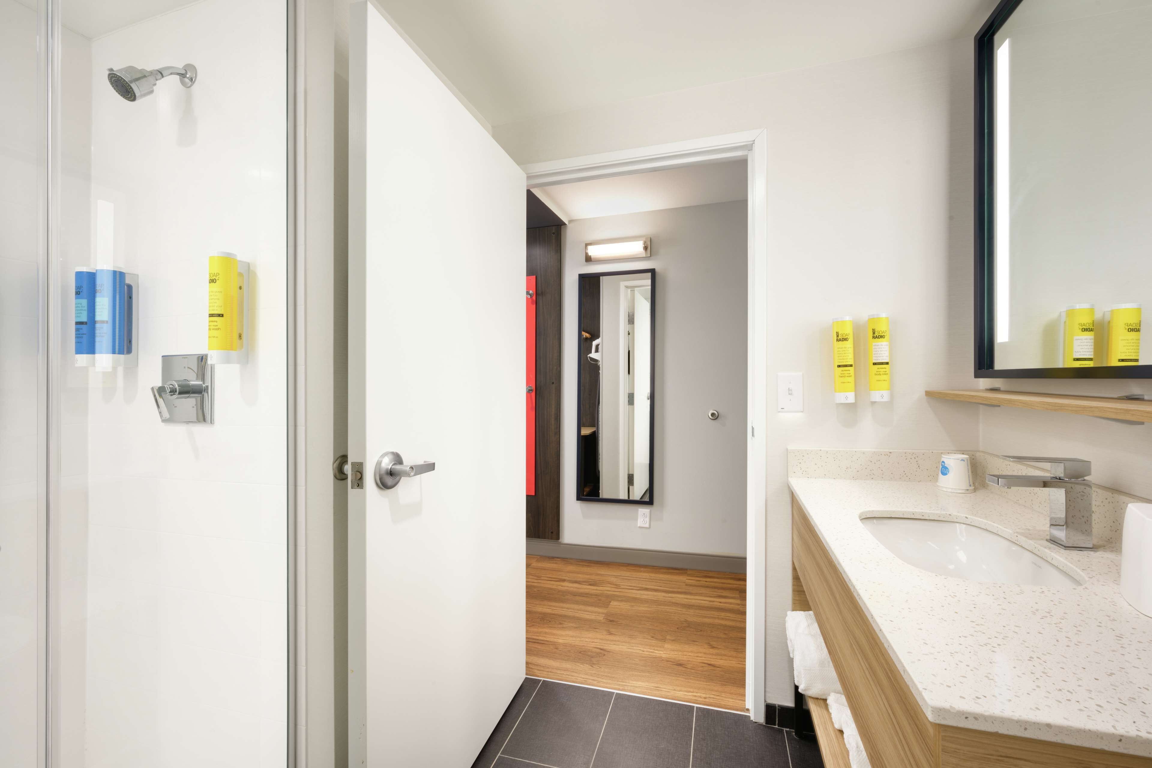 Tru by Hilton Chattanooga Hamilton Place Tru by Hilton Chattanooga Hamilton Place