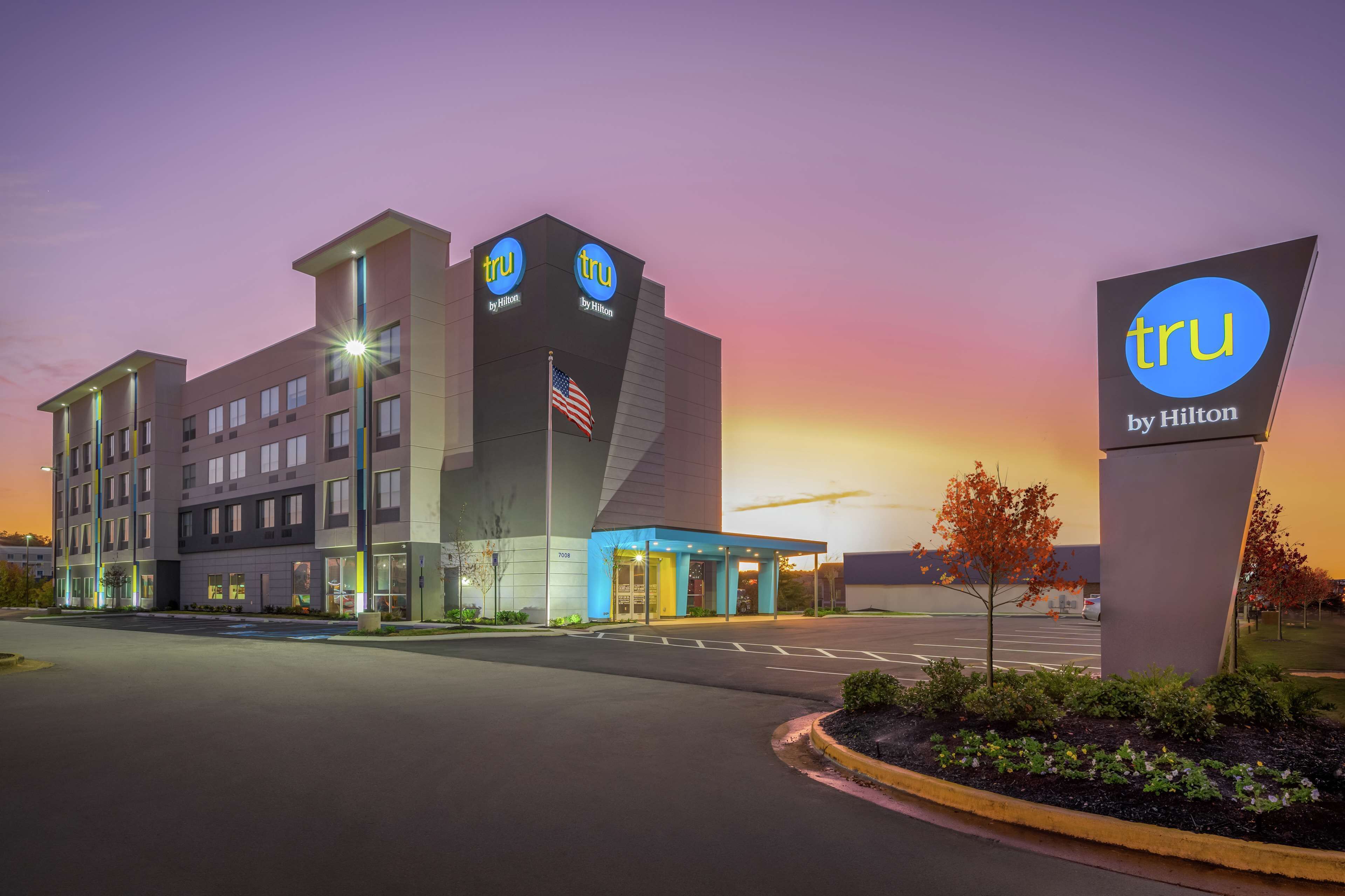 Tru by Hilton Chattanooga Hamilton Place Tru by Hilton Chattanooga Hamilton Place