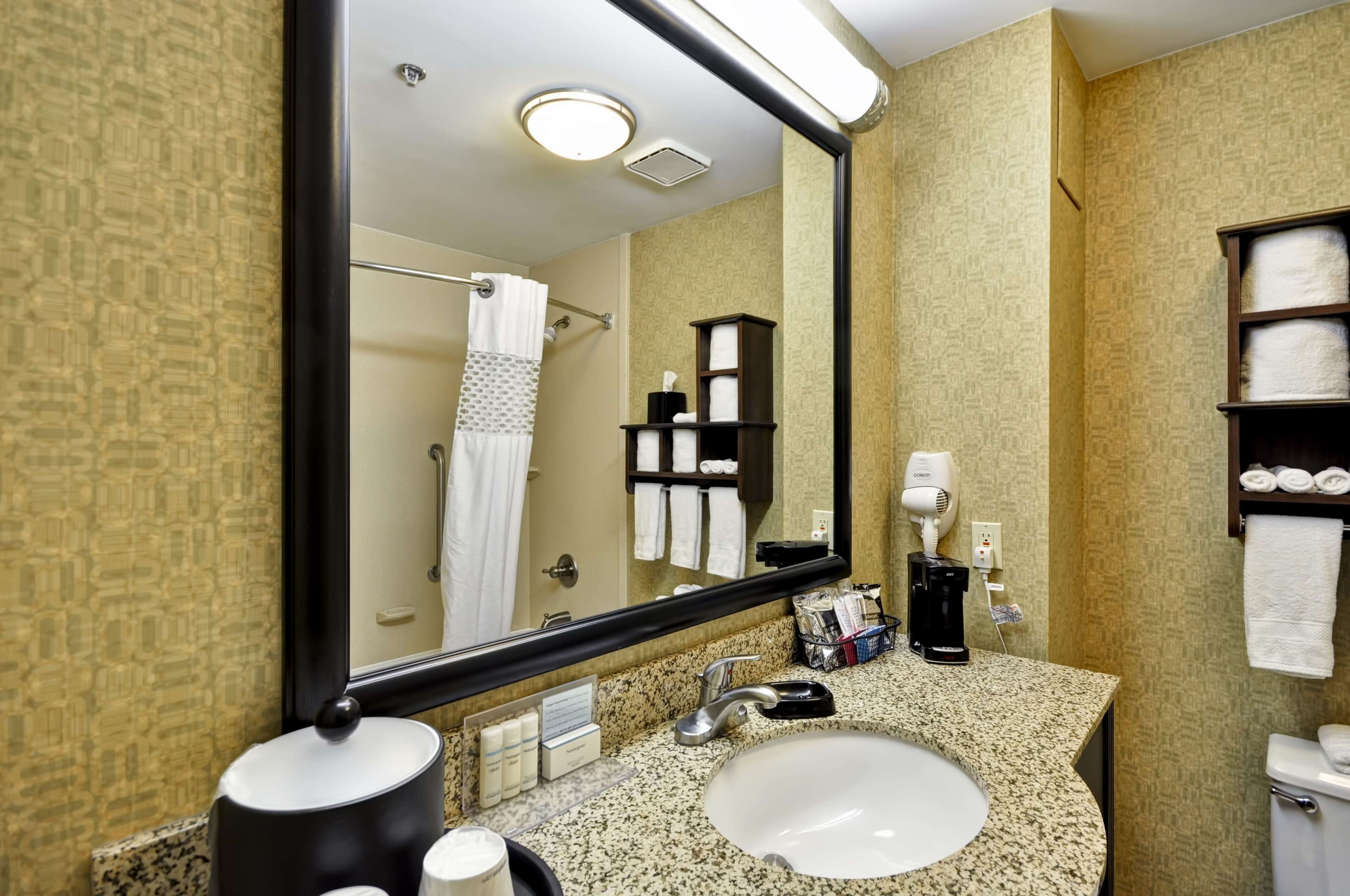 Hampton Inn Pickwick Dam - At Shiloh Falls Hampton Inn Pickwick Dam - At Shiloh Falls