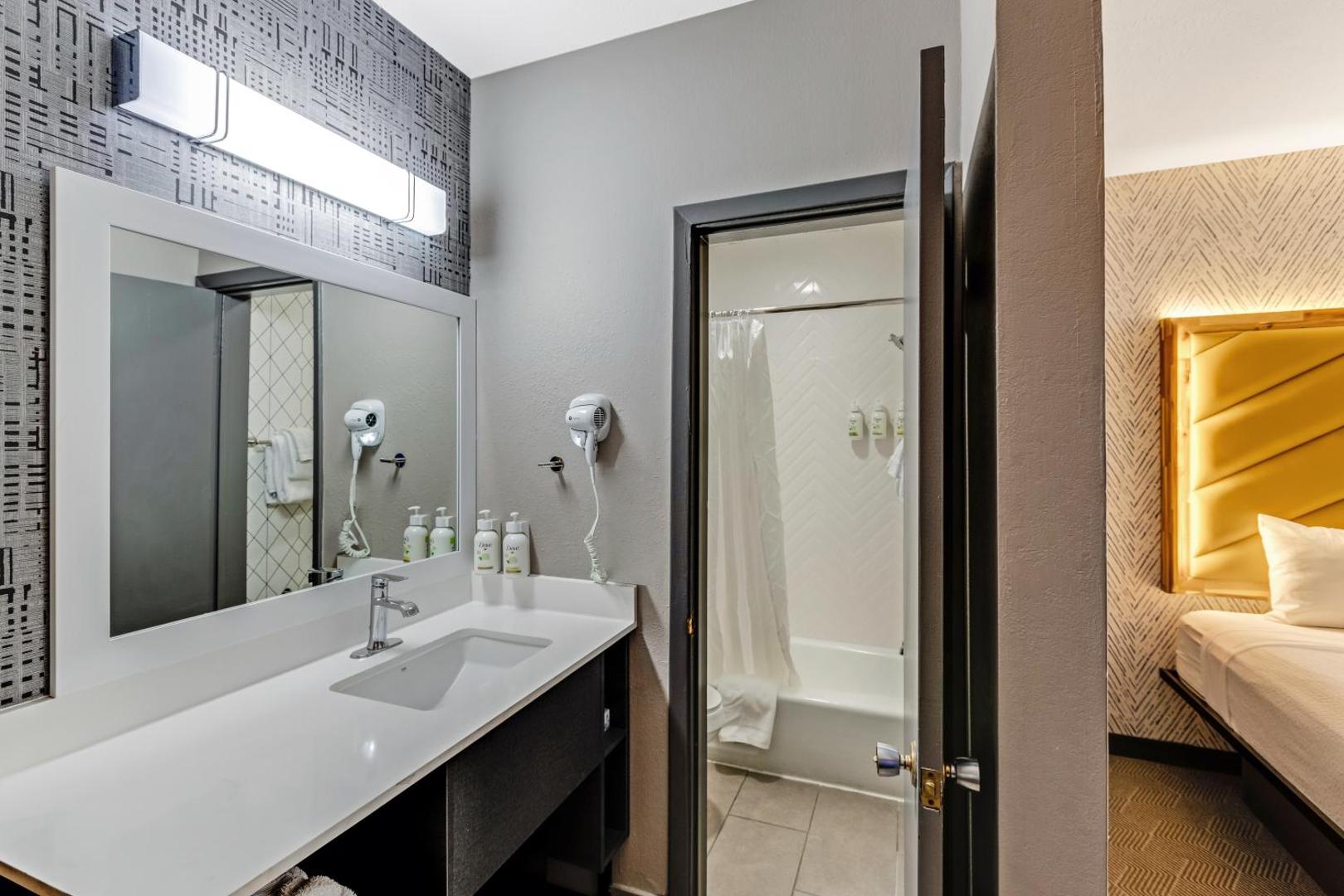 The Wander Hotel a Ramada by Wyndham