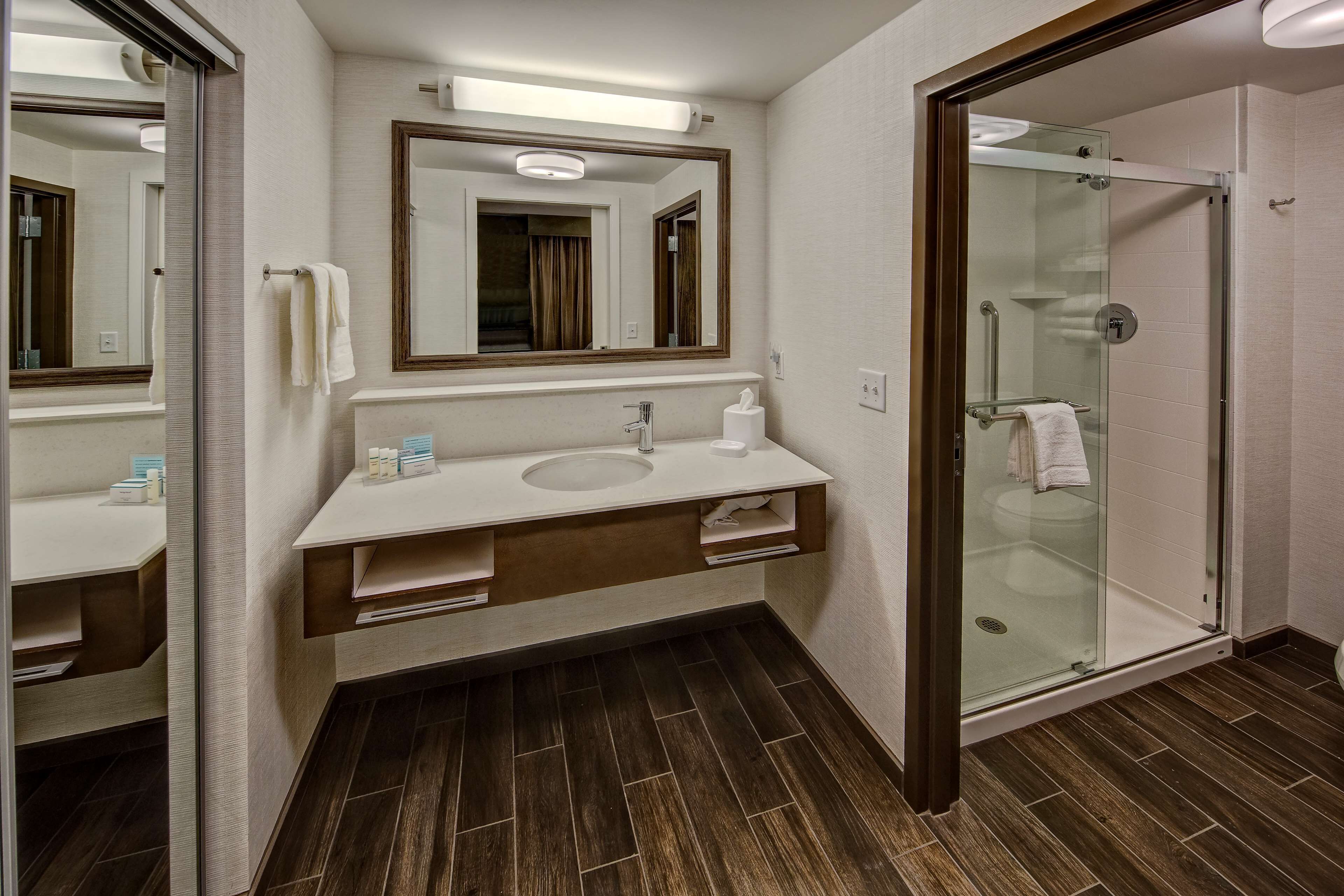 Hampton Inn & Suites Memphis Germantown Hampton Inn & Suites Memphis Germantown