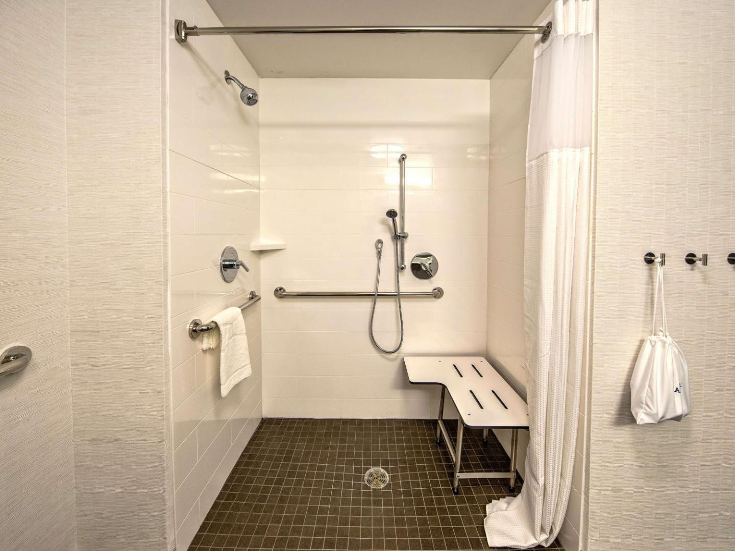 Hampton Inn & Suites Memphis Germantown Hampton Inn & Suites Memphis Germantown
